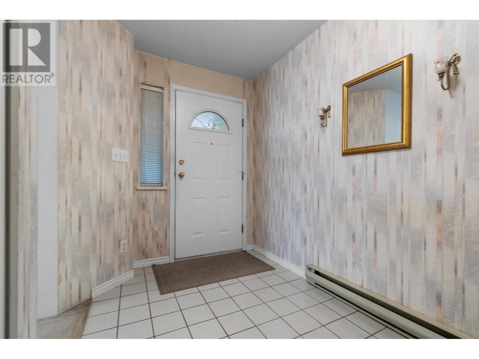 17 21491 Dewdney Trunk Road, Maple Ridge, British Columbia  V2X 3G5 - Photo 3 - R2827519