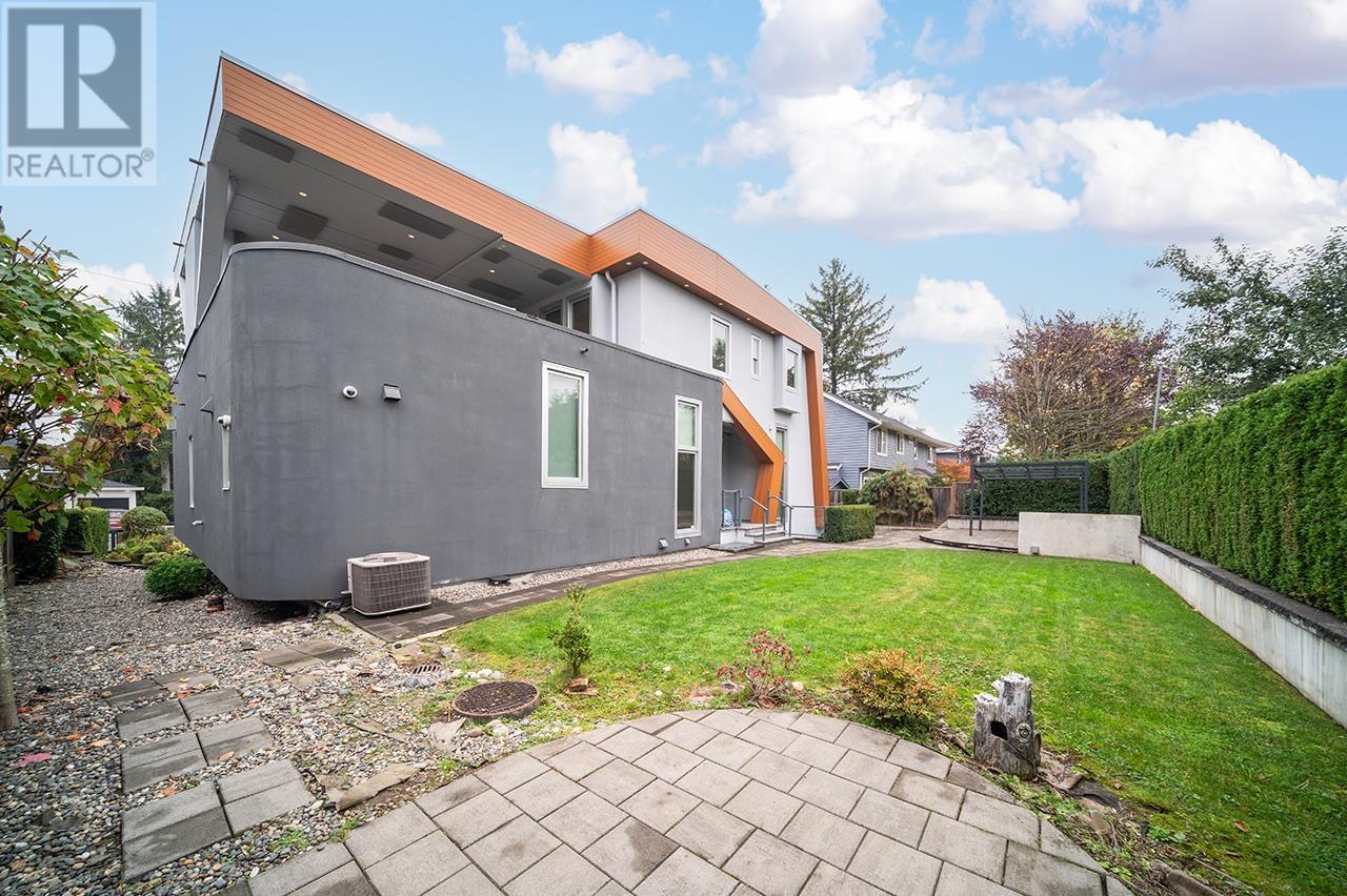 3580 Phillips Avenue, Burnaby, British Columbia  V5A 2W7 - Photo 10 - R2827478