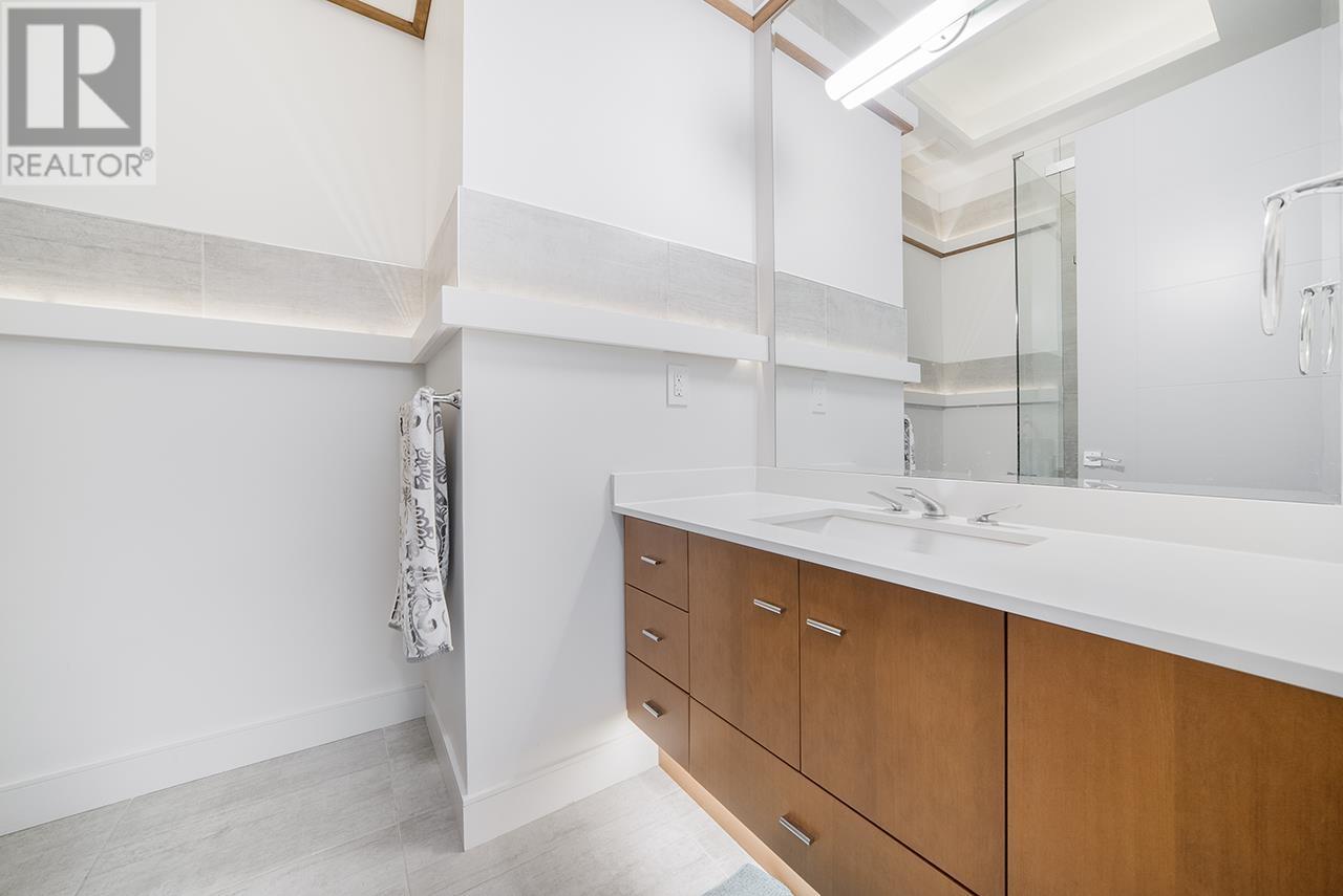 3580 Phillips Avenue, Burnaby, British Columbia  V5A 2W7 - Photo 18 - R2827478