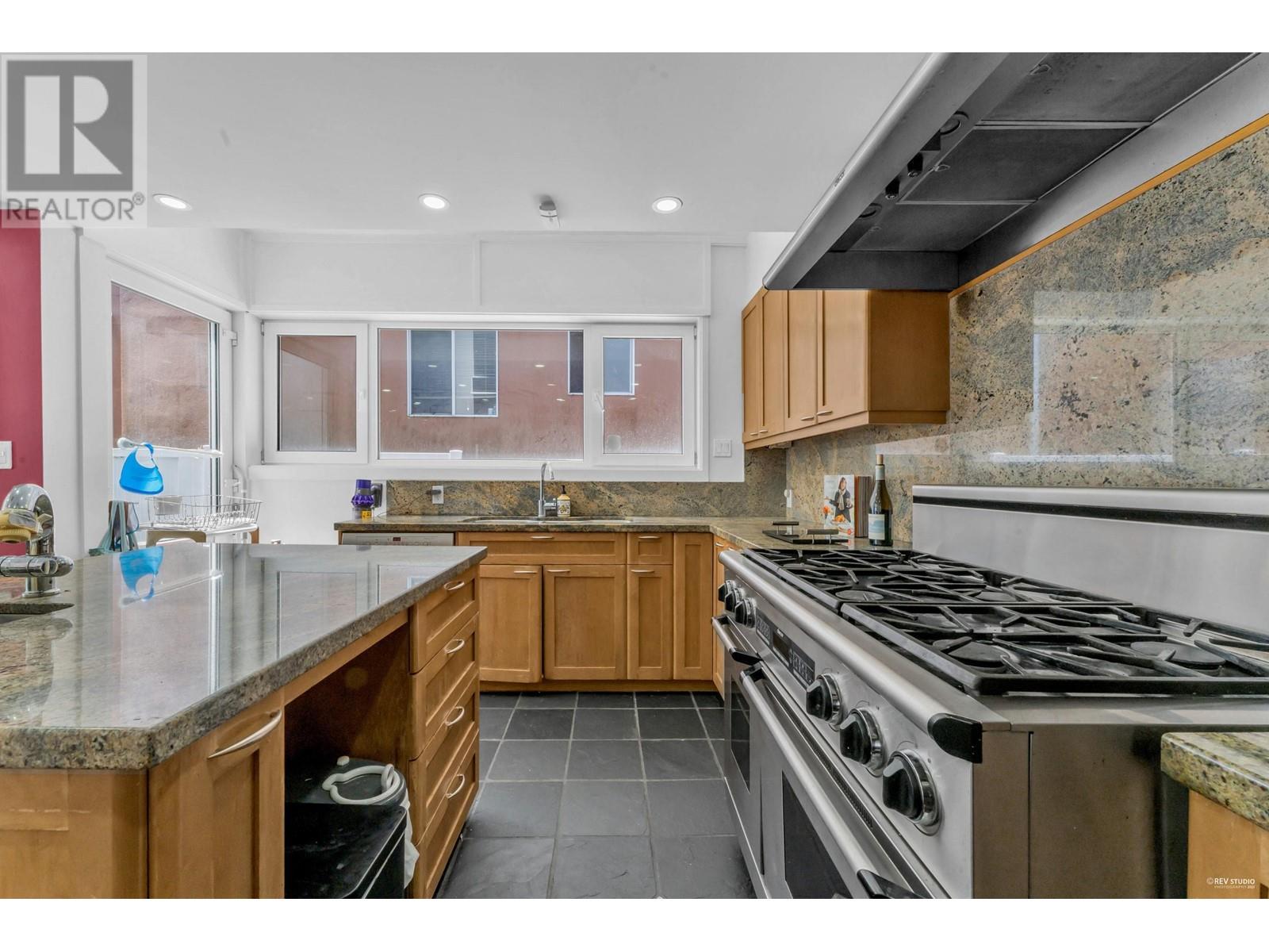 846 W King Edward Avenue, Vancouver, British Columbia  V5Z 2E1 - Photo 18 - R2827522