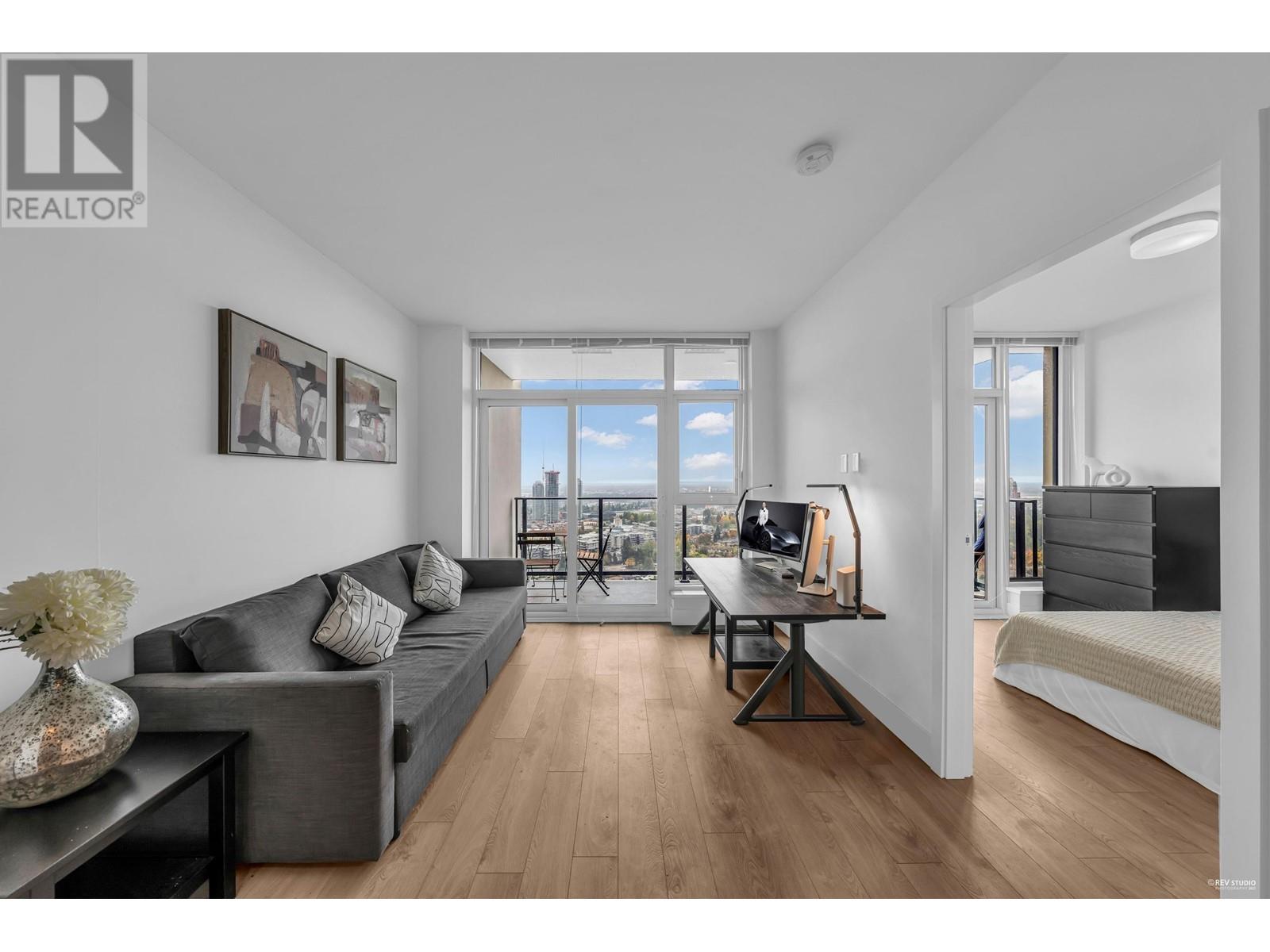 2609 7388 Kingsway, Burnaby, British Columbia  V3N 0G9 - Photo 3 - R2827018
