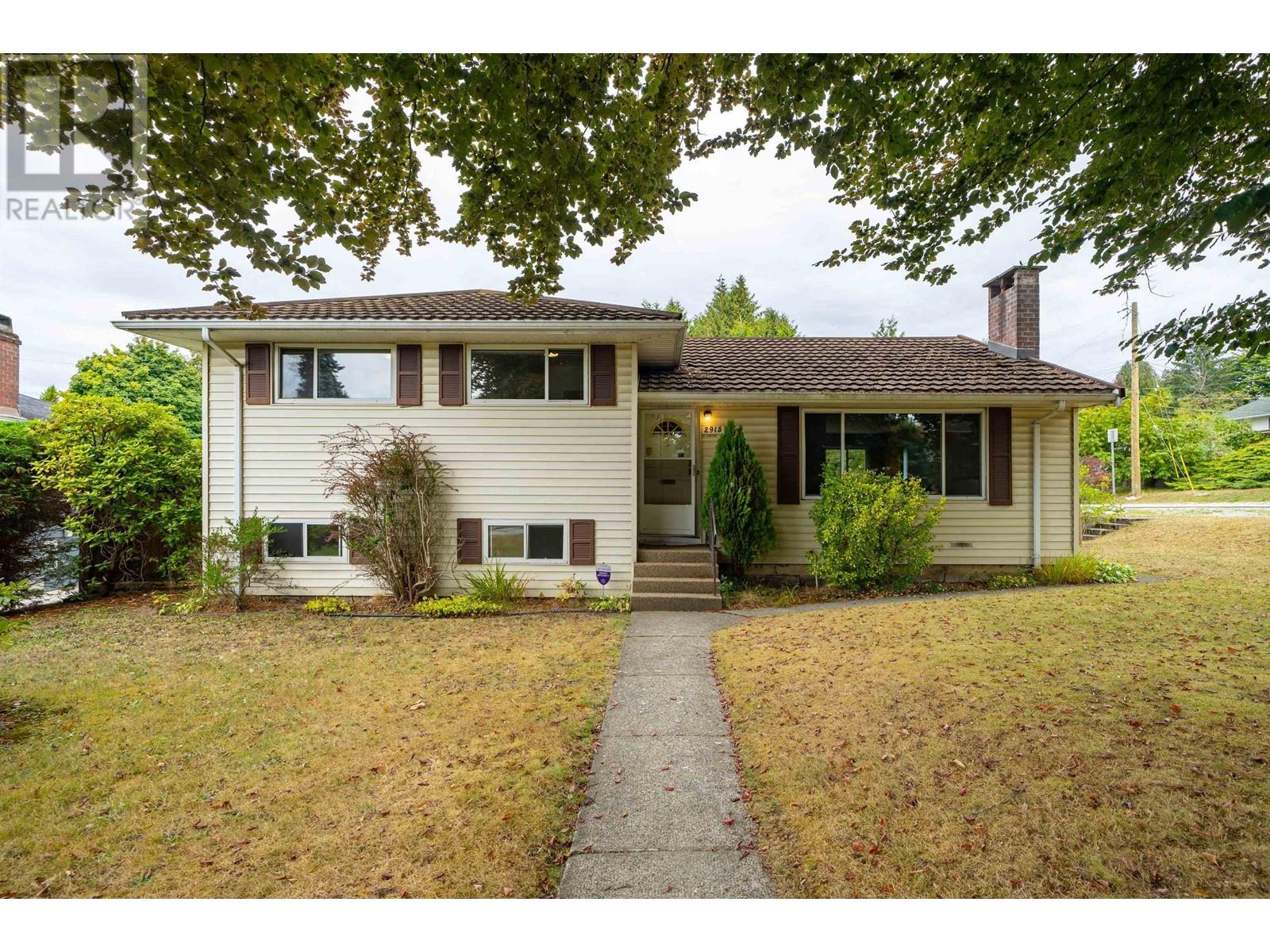 2915 Astor Drive, Burnaby, British Columbia  V3J 1K2 - Photo 1 - R2827534