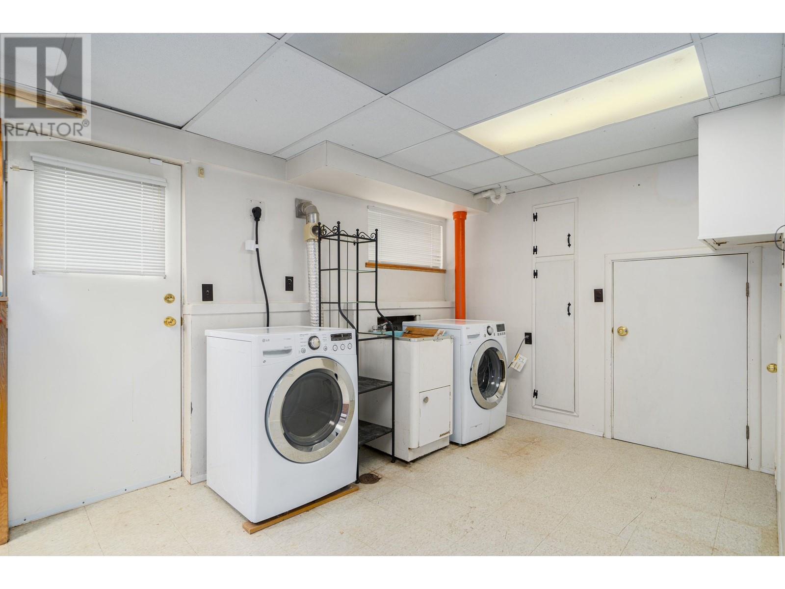 2915 Astor Drive, Burnaby, British Columbia  V3J 1K2 - Photo 19 - R2827534