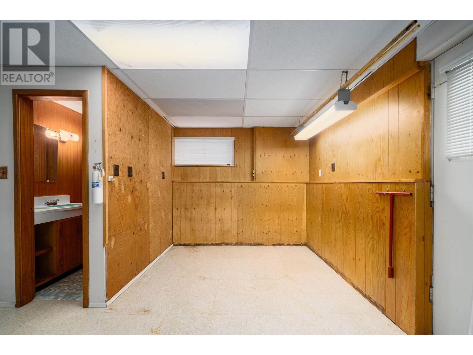 2915 Astor Drive, Burnaby, British Columbia  V3J 1K2 - Photo 20 - R2827534