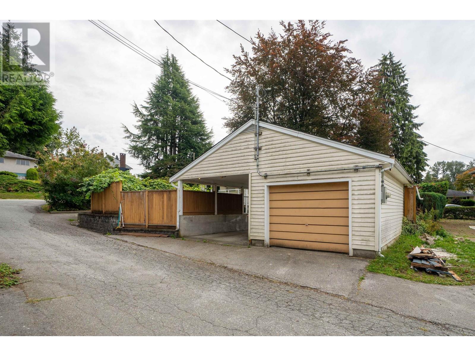 2915 Astor Drive, Burnaby, British Columbia  V3J 1K2 - Photo 23 - R2827534