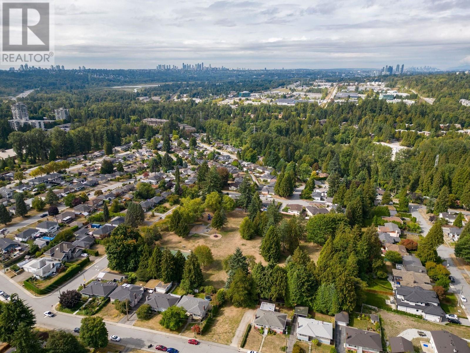 2915 Astor Drive, Burnaby, British Columbia  V3J 1K2 - Photo 29 - R2827534