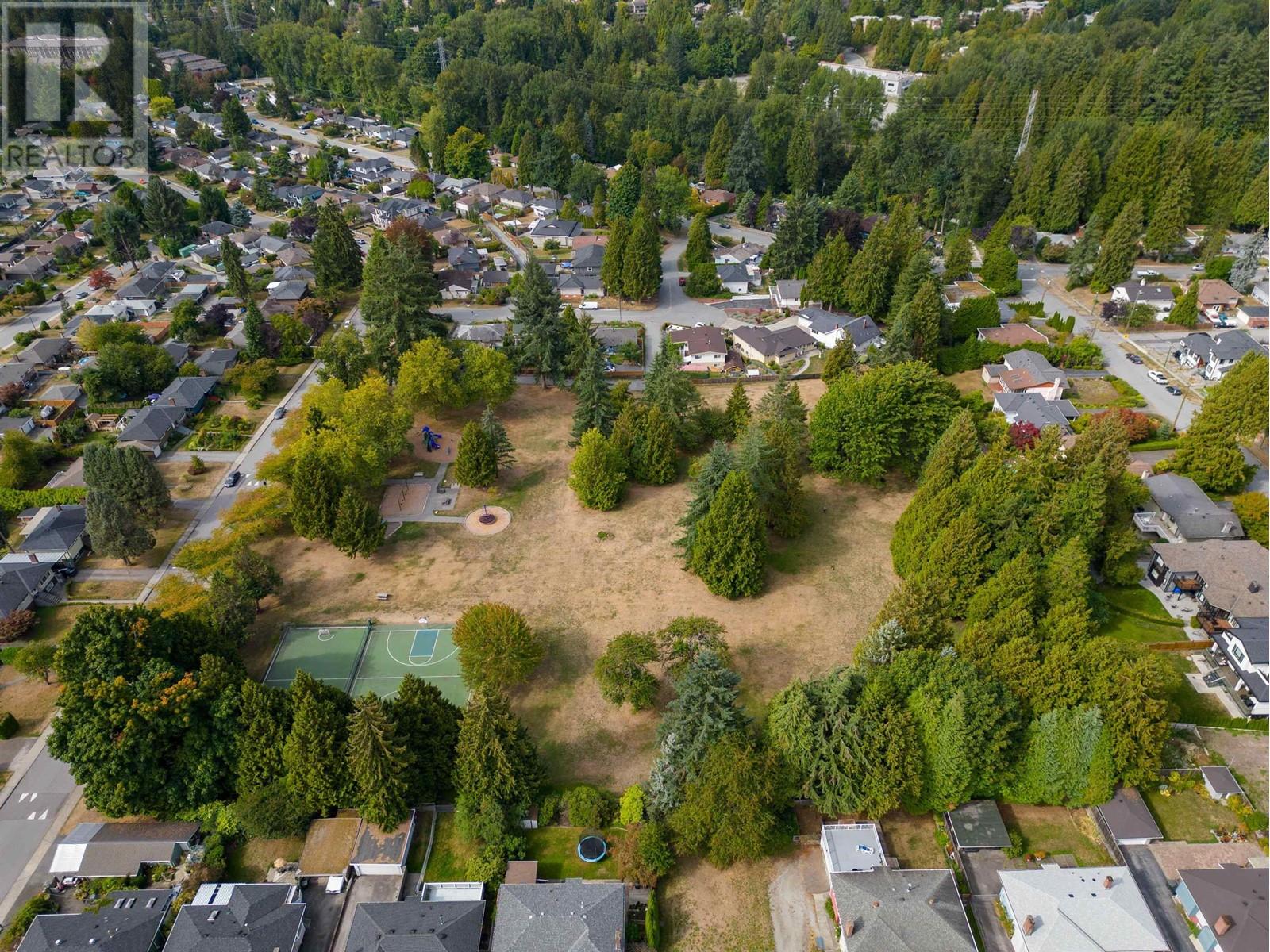 2915 Astor Drive, Burnaby, British Columbia  V3J 1K2 - Photo 32 - R2827534