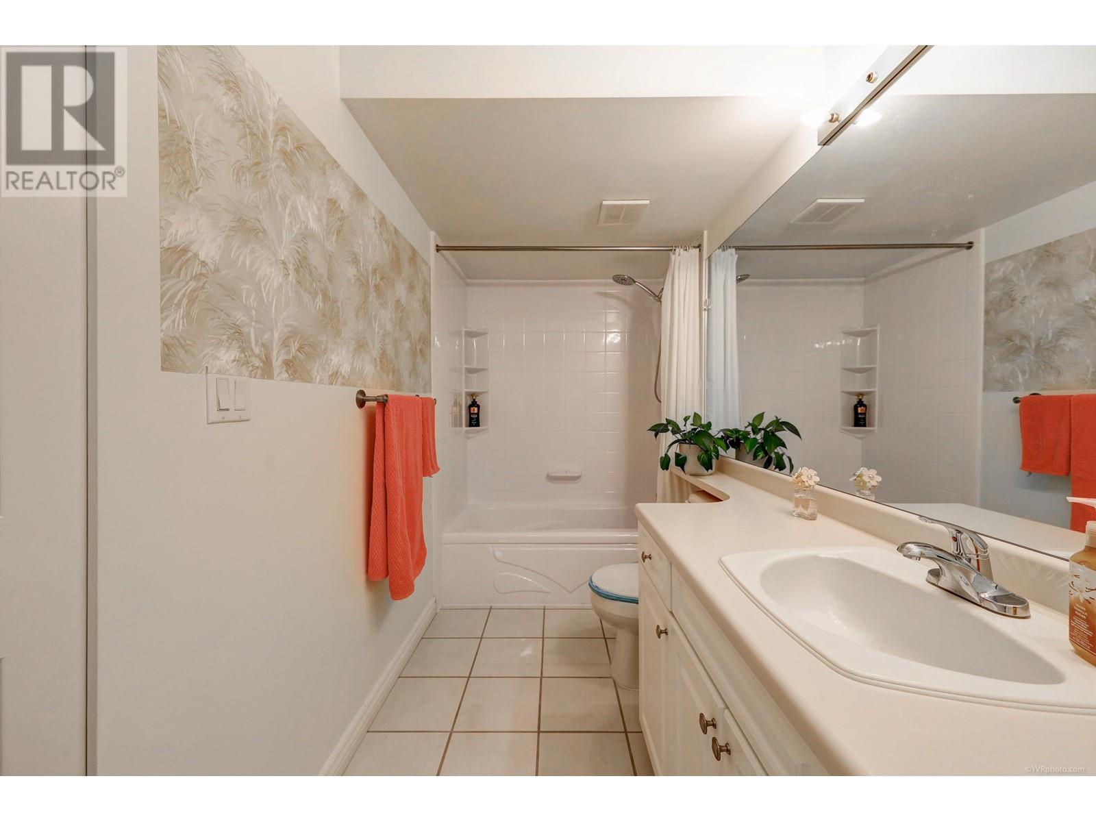 216 7500 Minoru Boulevard, Richmond, British Columbia  V6Y 3J6 - Photo 12 - R2827425