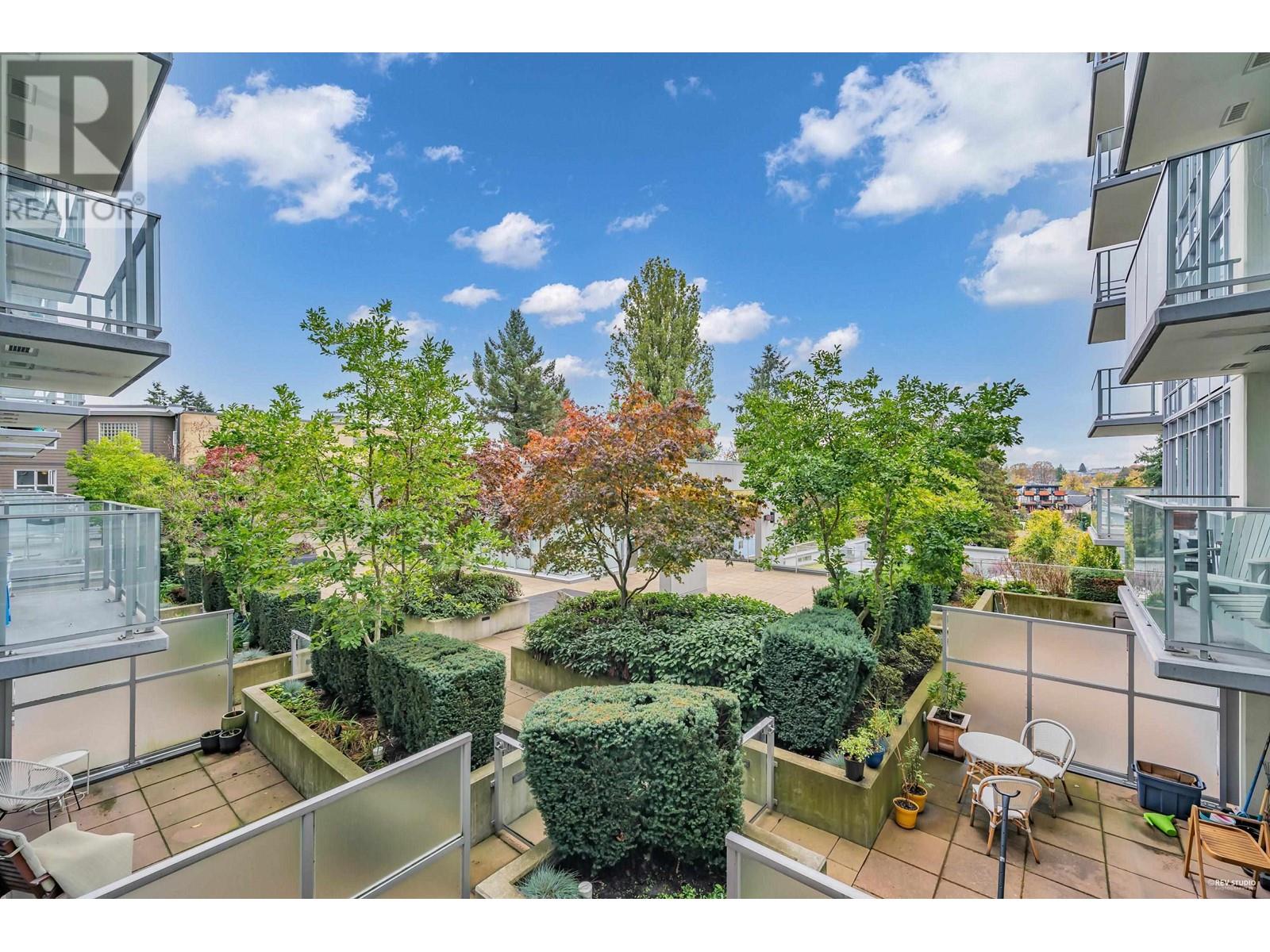 321 4818 Eldorado Mews, Vancouver, British Columbia  V5R 0B3 - Photo 3 - R2827506