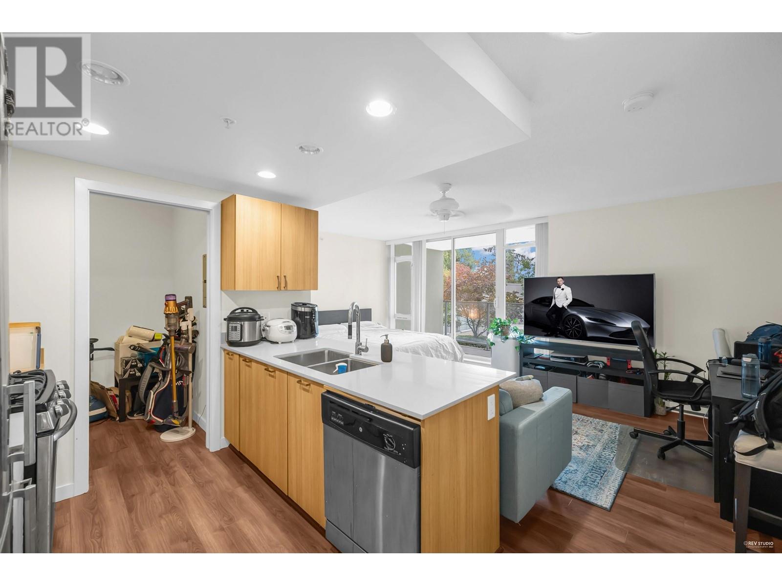 321 4818 Eldorado Mews, Vancouver, British Columbia  V5R 0B3 - Photo 12 - R2827506