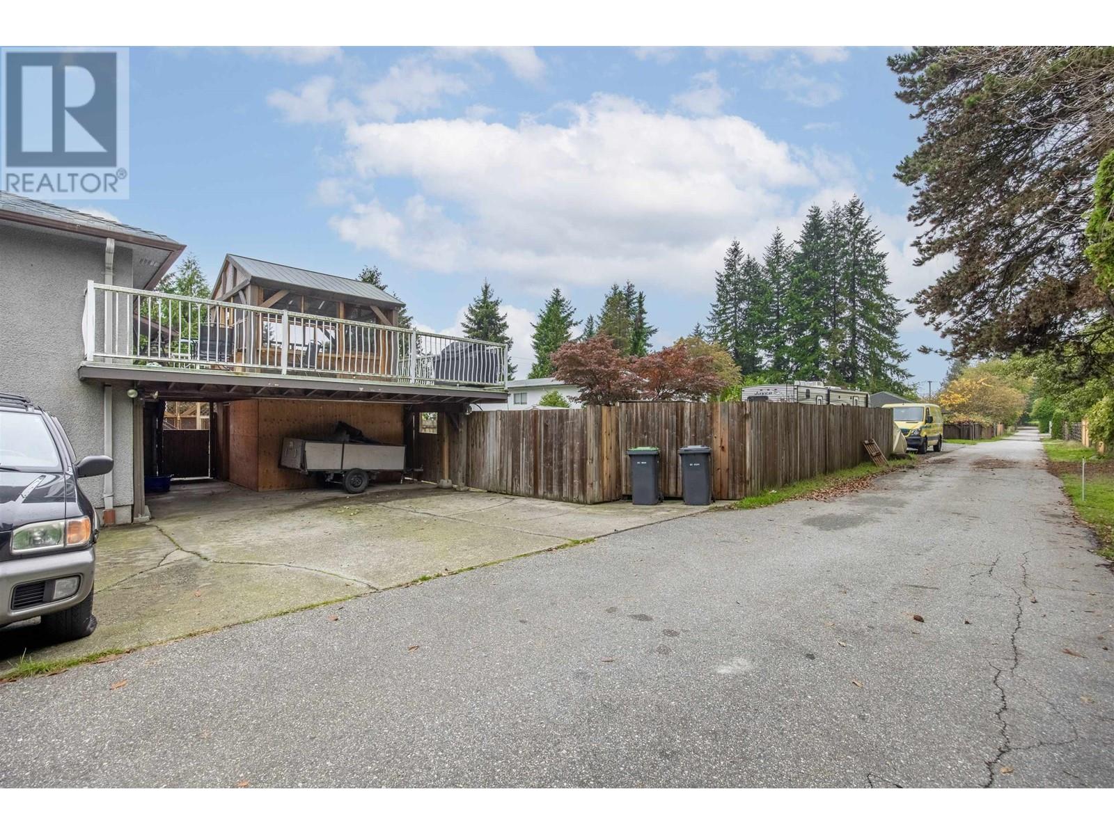 508 Laurentian Crescent, Coquitlam, British Columbia  V3J 6G9 - Photo 31 - R2826345