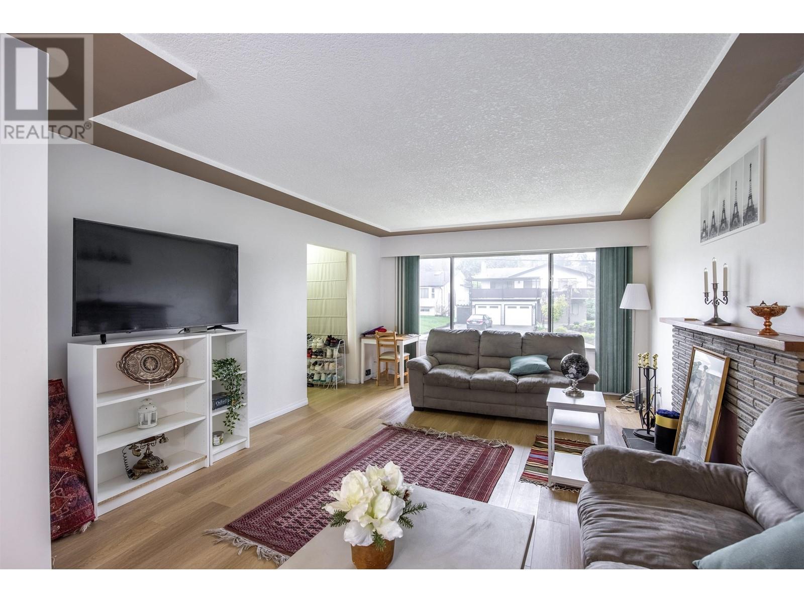 508 Laurentian Crescent, Coquitlam, British Columbia  V3J 6G9 - Photo 9 - R2826345