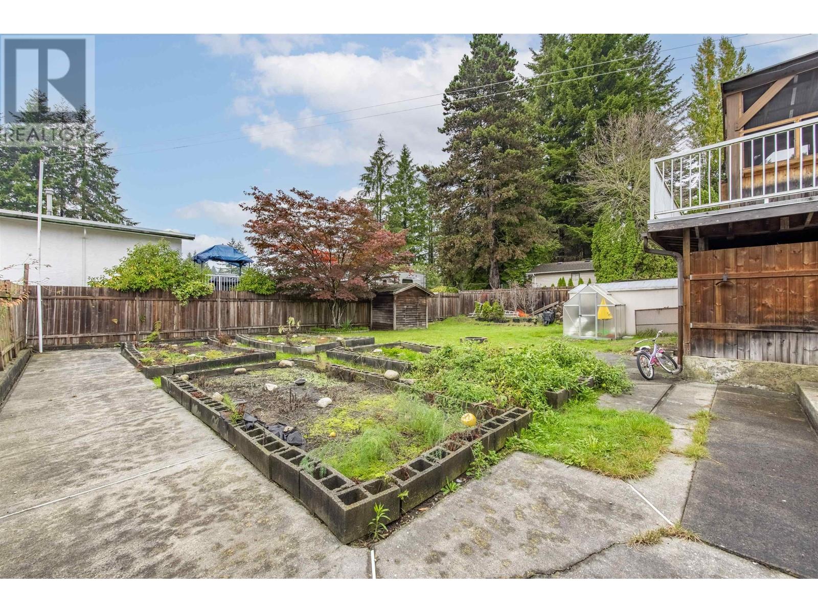 508 Laurentian Crescent, Coquitlam, British Columbia  V3J 6G9 - Photo 29 - R2826345