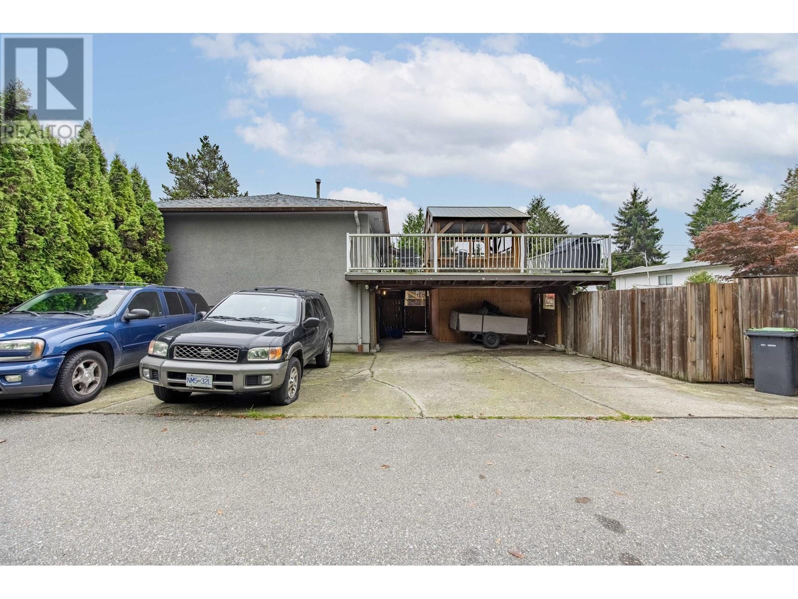 508 Laurentian Crescent, Coquitlam, British Columbia  V3J 6G9 - Photo 32 - R2826345