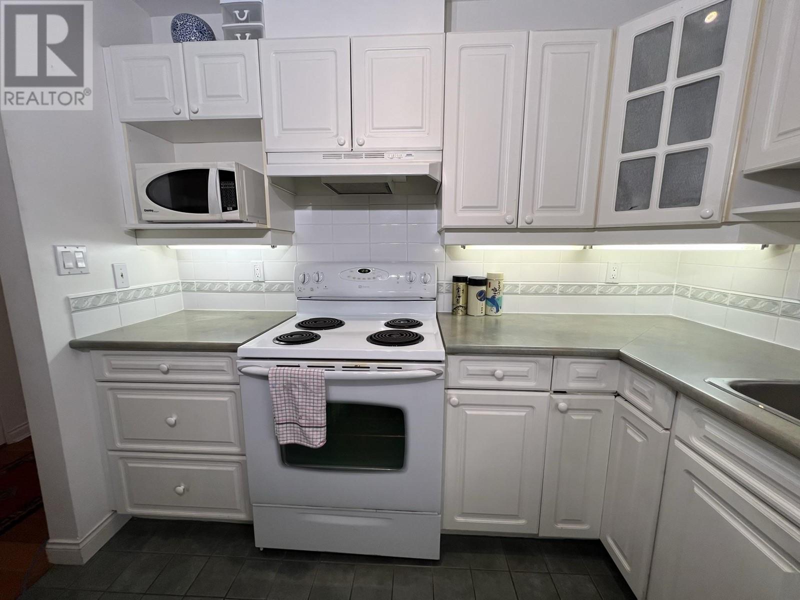 233 383 E 37th Avenue, Vancouver, British Columbia  V5W 4C1 - Photo 13 - R2825813