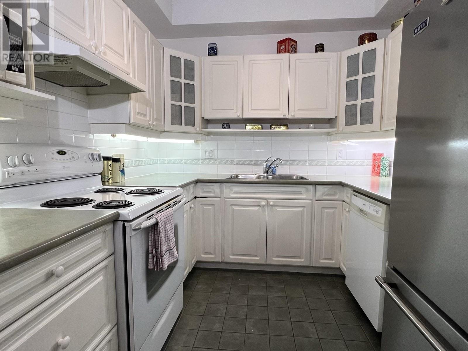 233 383 E 37th Avenue, Vancouver, British Columbia  V5W 4C1 - Photo 11 - R2825813