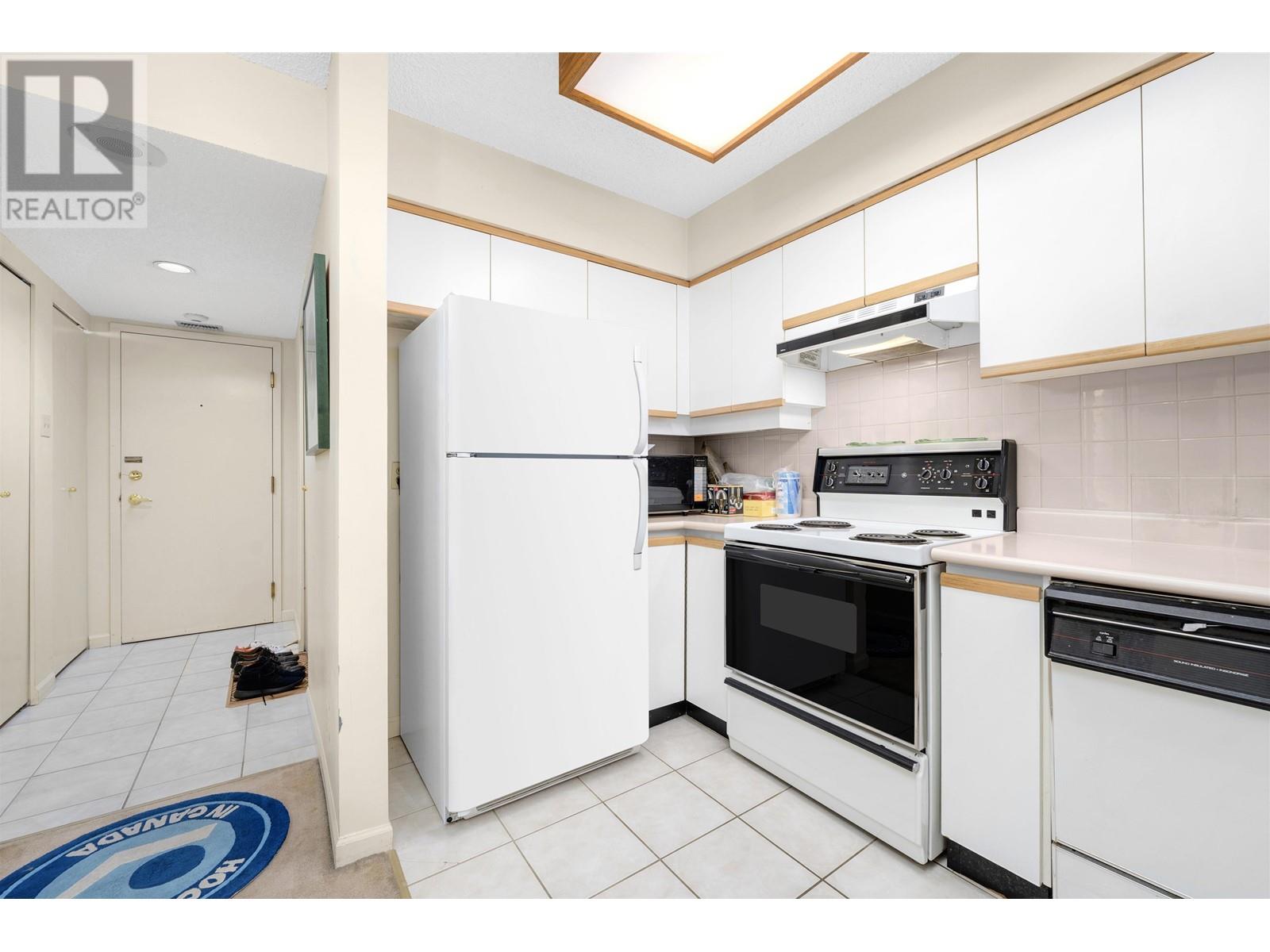 402 1225 Barclay Street, Vancouver, British Columbia  V6E 1H5 - Photo 5 - R2827378