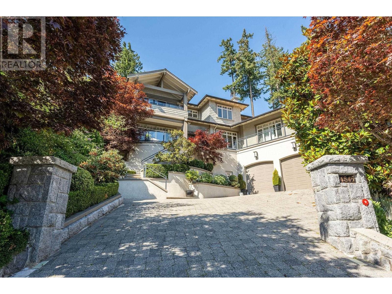 4845 Vista Place, West Vancouver, British Columbia  V7W 3E7 - Photo 3 - R2797550