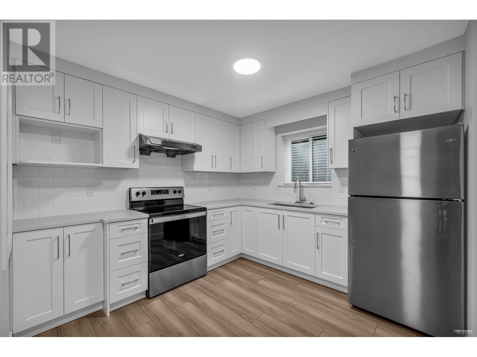 6680 Aubrey Street, Burnaby, British Columbia  V5B 2E2 - Photo 31 - R2827403