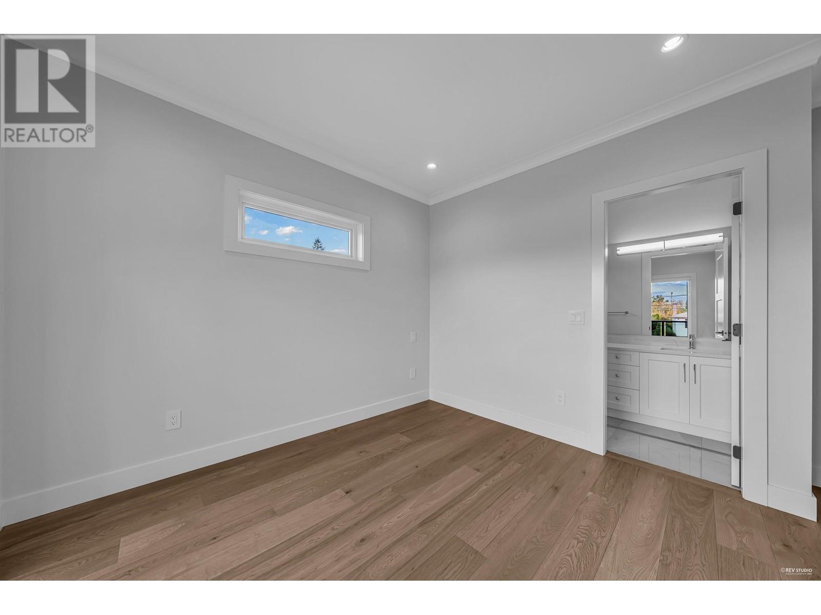 6680 Aubrey Street, Burnaby, British Columbia  V5B 2E2 - Photo 16 - R2827403