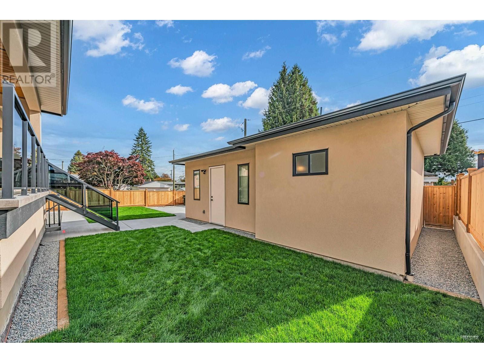 6680 Aubrey Street, Burnaby, British Columbia  V5B 2E2 - Photo 39 - R2827403
