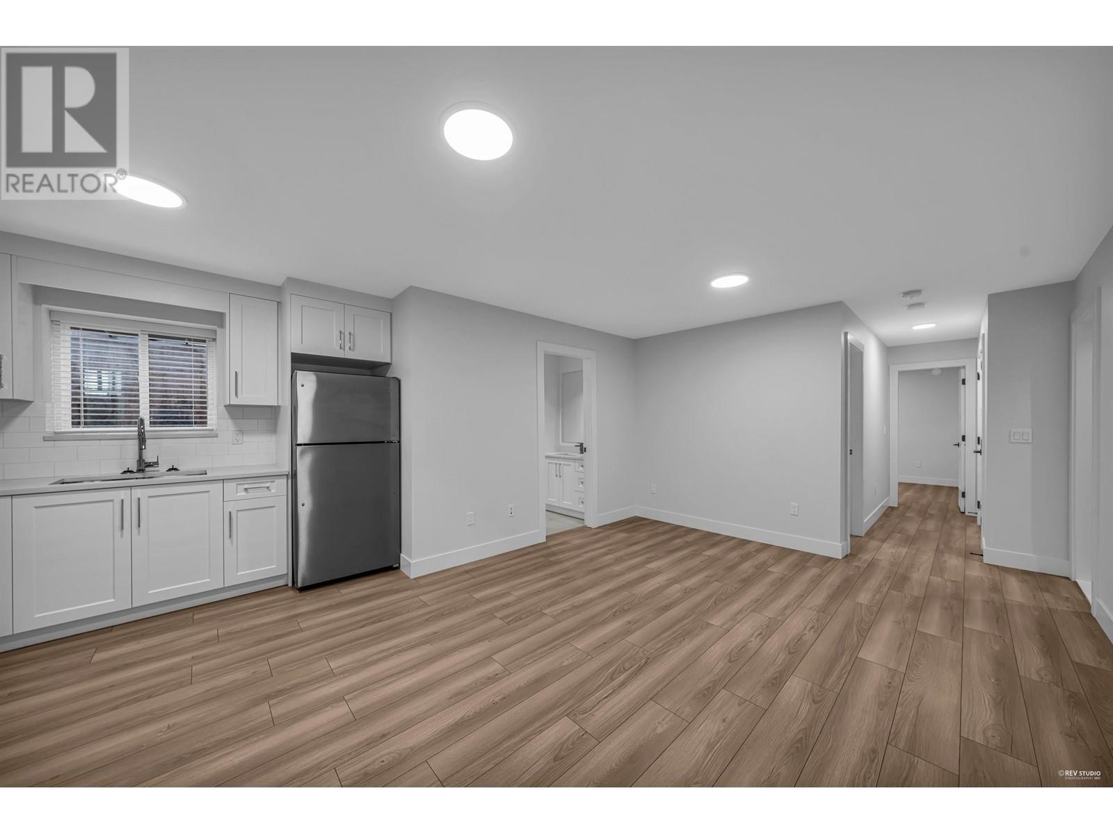 6680 Aubrey Street, Burnaby, British Columbia  V5B 2E2 - Photo 30 - R2827403