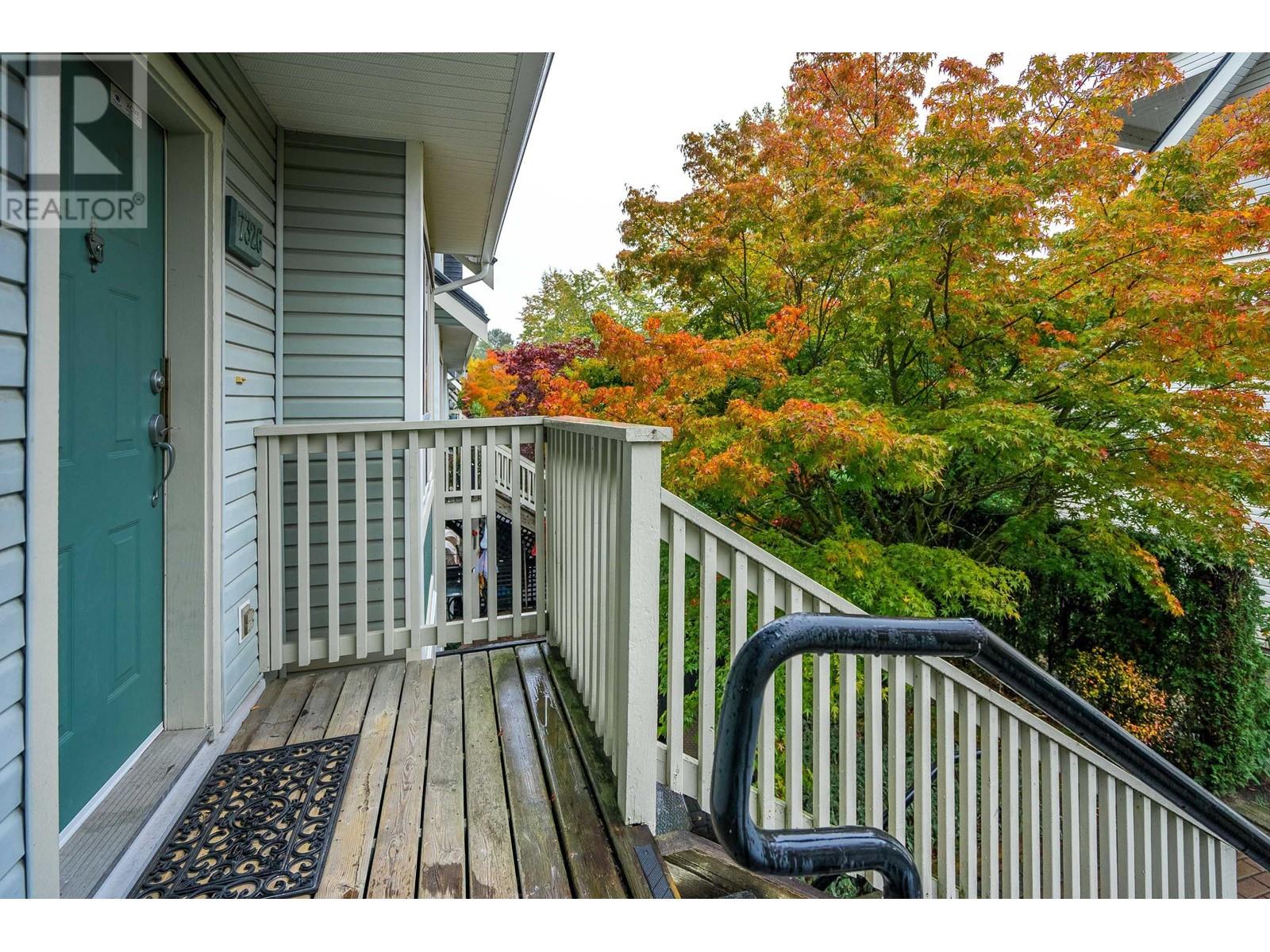 7326 Hawthorne Terrace, Burnaby, British Columbia  V5E 4M4 - Photo 4 - R2827213