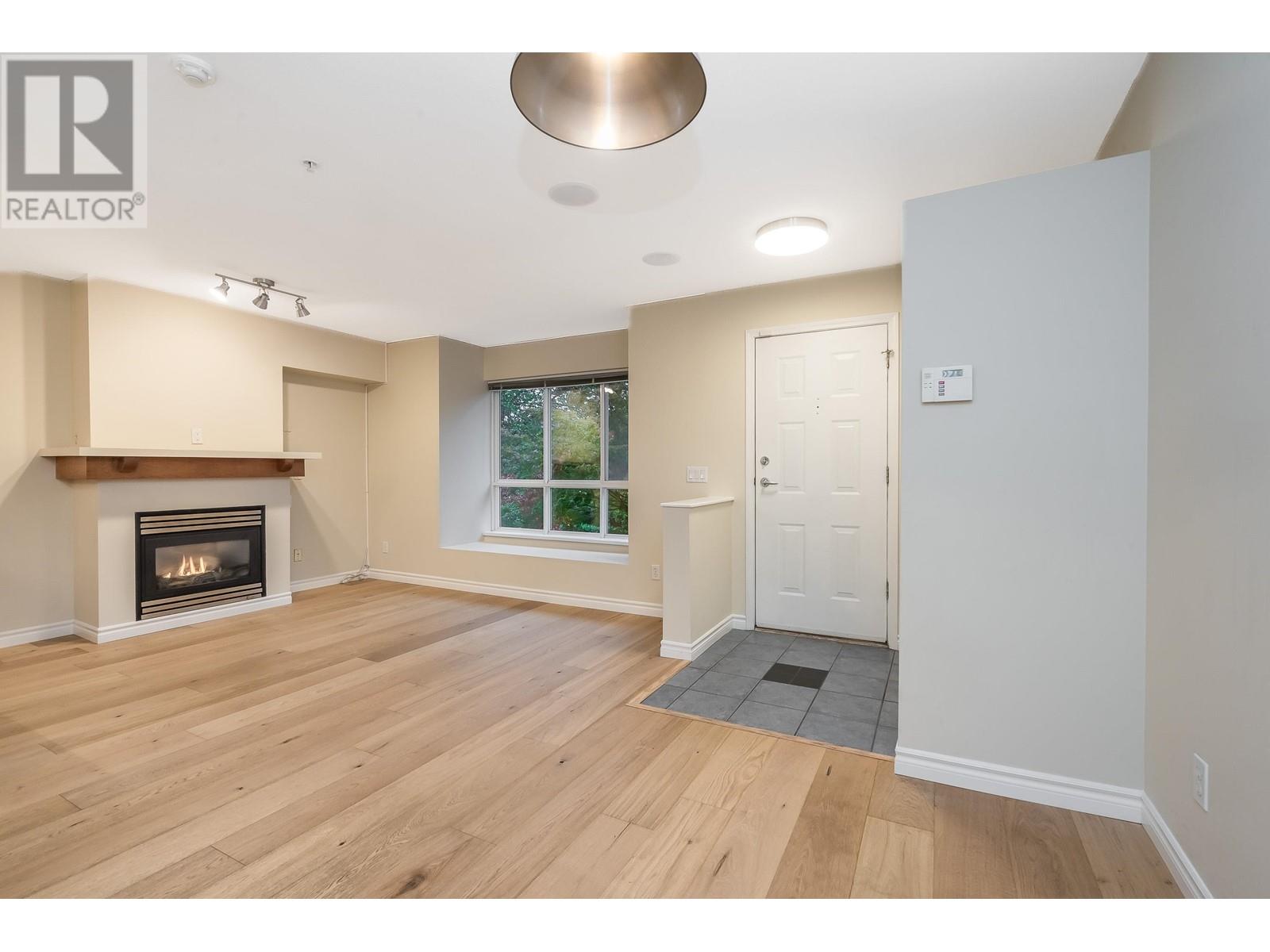 7326 Hawthorne Terrace, Burnaby, British Columbia  V5E 4M4 - Photo 12 - R2827213
