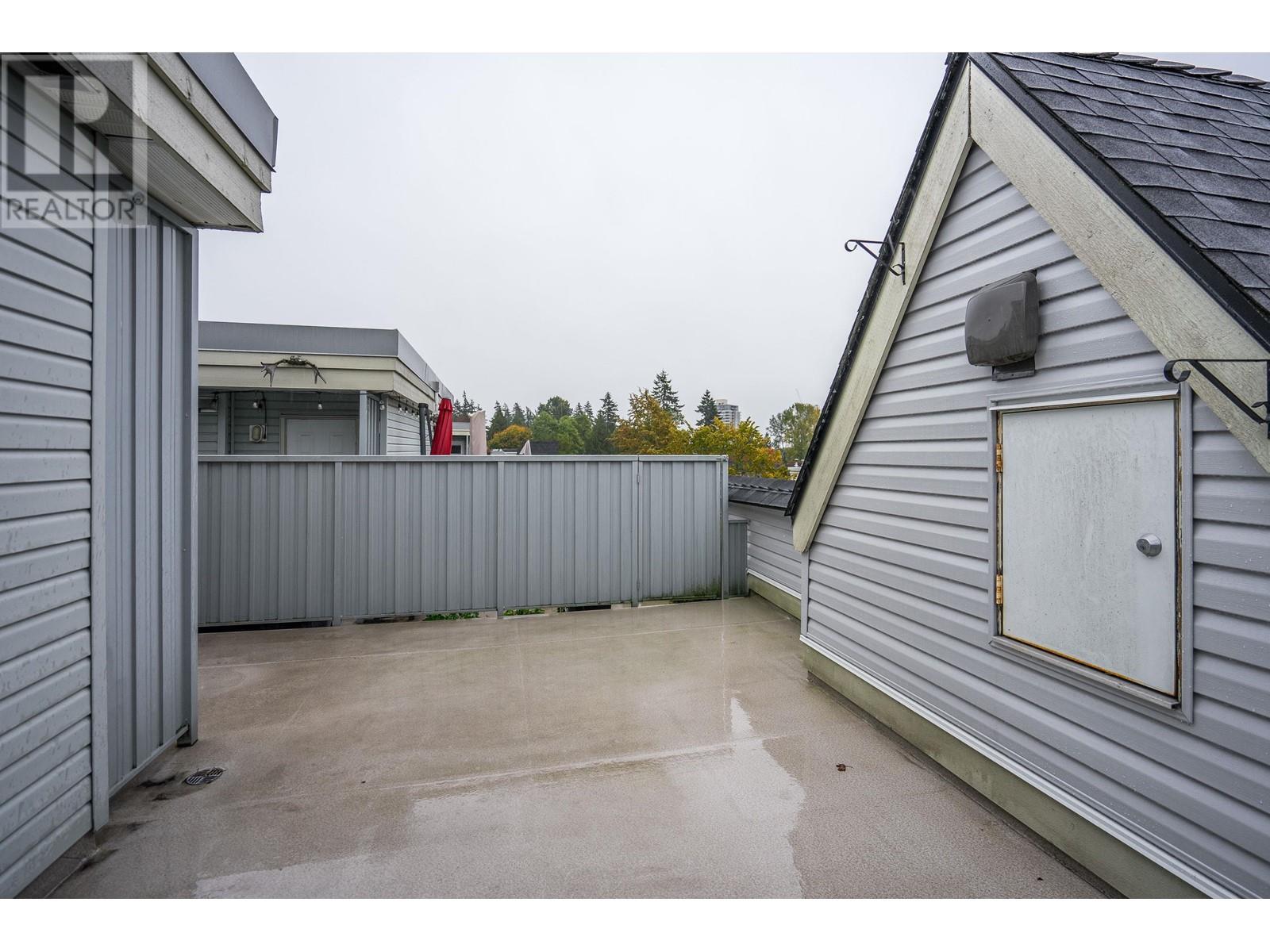7326 Hawthorne Terrace, Burnaby, British Columbia  V5E 4M4 - Photo 37 - R2827213