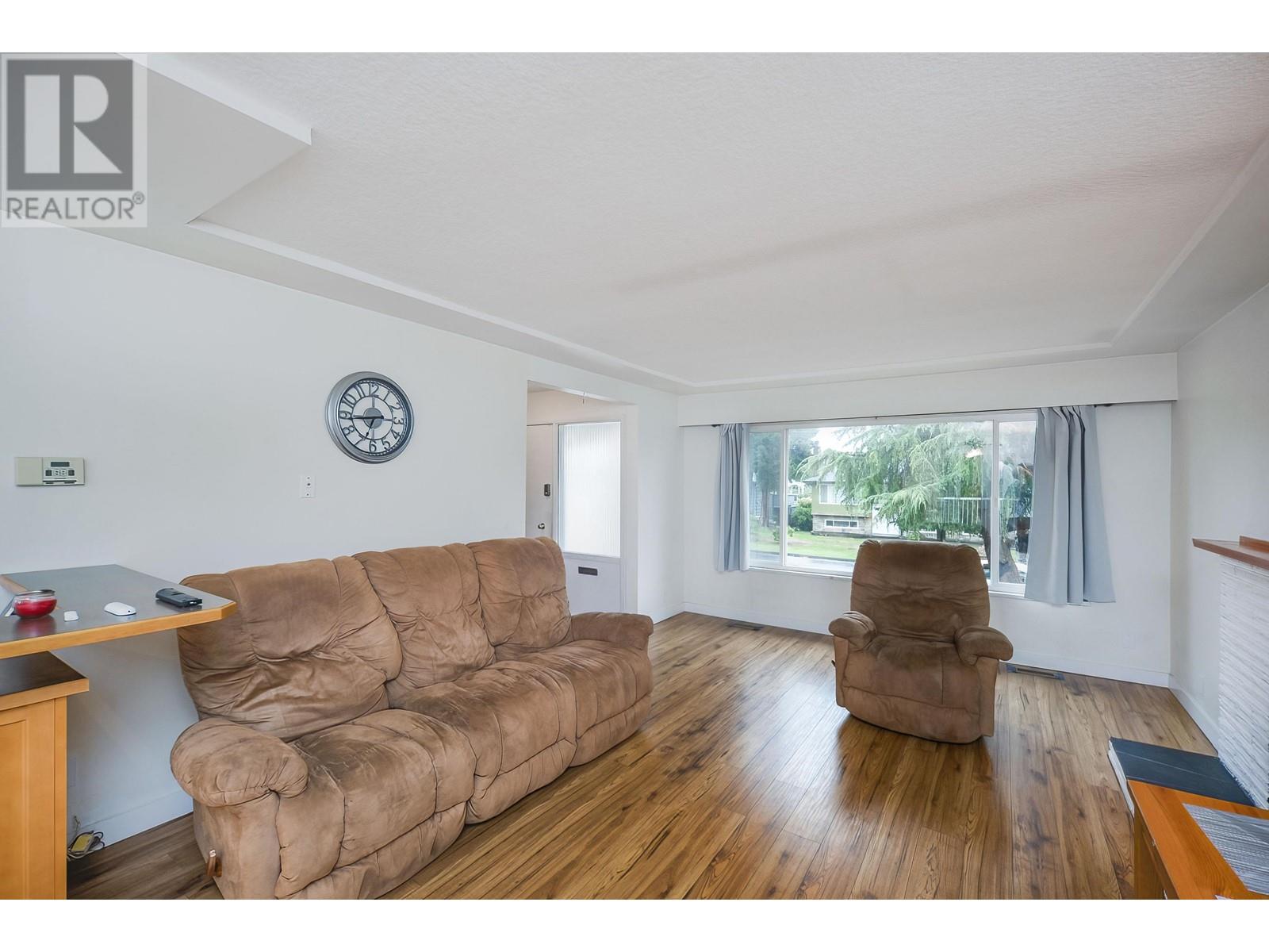 1119 Sprice Avenue, Coquitlam, British Columbia  V3J 2P3 - Photo 6 - R2826488