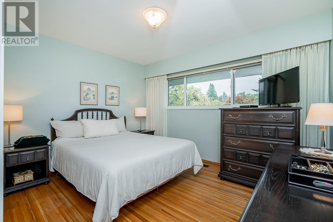 3225 Chrisdale Avenue, Burnaby, British Columbia  V5A 2Y1 - Photo 15 - R2827254
