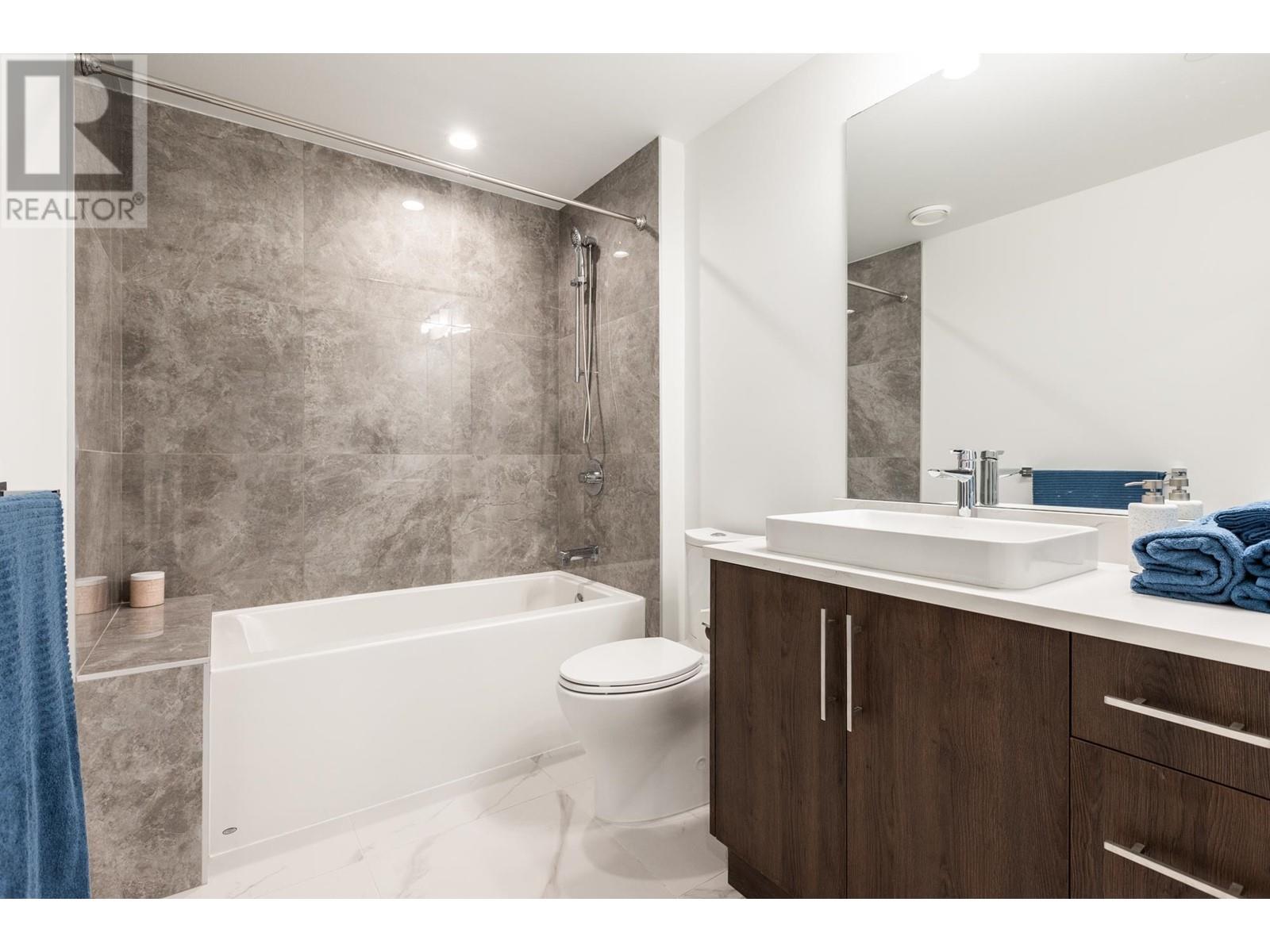208 11703 Fraser Street, Maple Ridge, British Columbia  V2X 9A7 - Photo 14 - R2827547