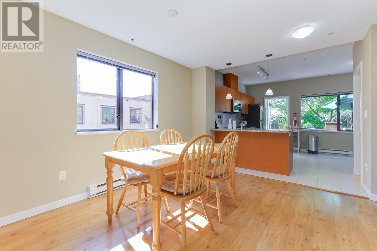 396 Westview Street, Coquitlam, British Columbia  V3K 0A3 - Photo 7 - R2827318