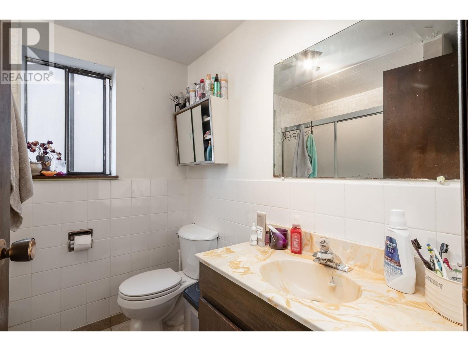 2165 E 41st Avenue, Vancouver, British Columbia  V5P 1L3 - Photo 22 - R2827337