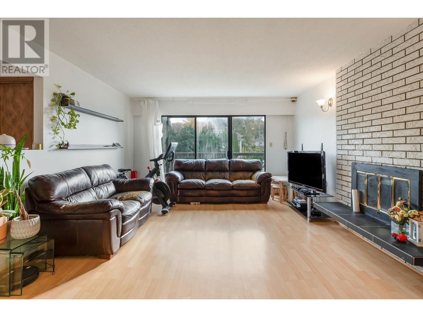 2165 E 41st Avenue, Vancouver, British Columbia  V5P 1L3 - Photo 8 - R2827337