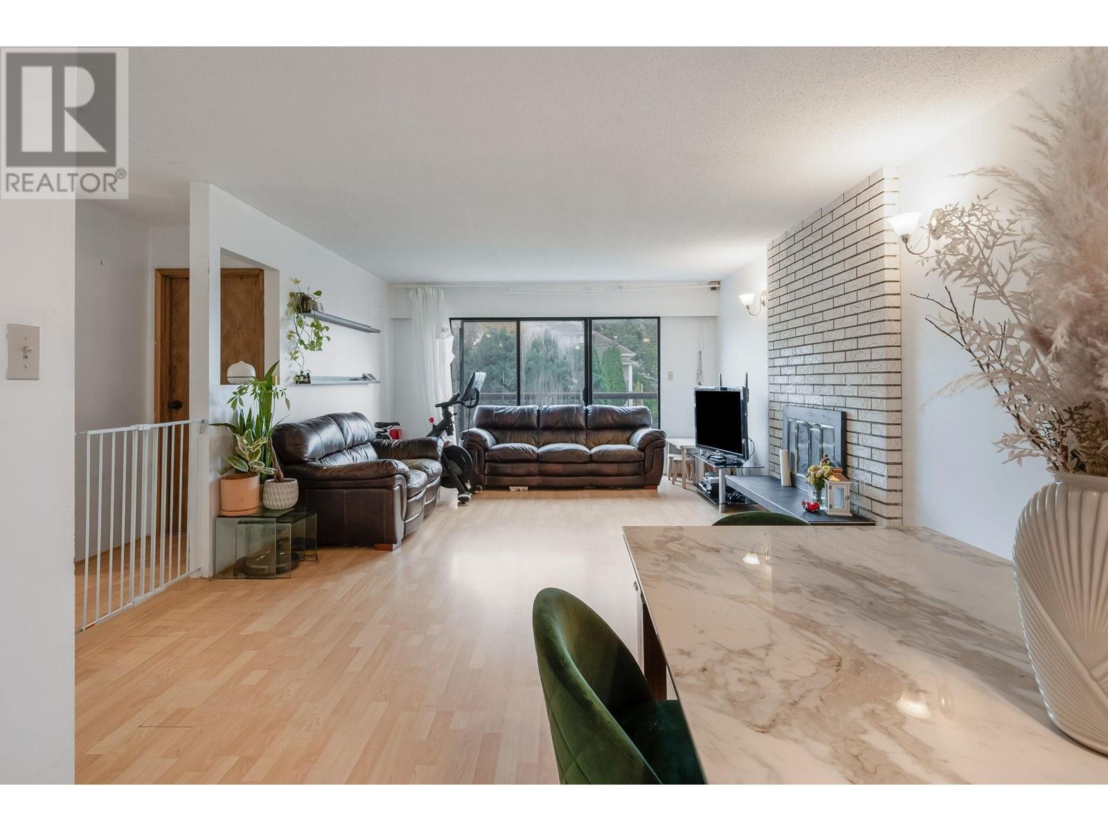 2165 E 41st Avenue, Vancouver, British Columbia  V5P 1L3 - Photo 6 - R2827337