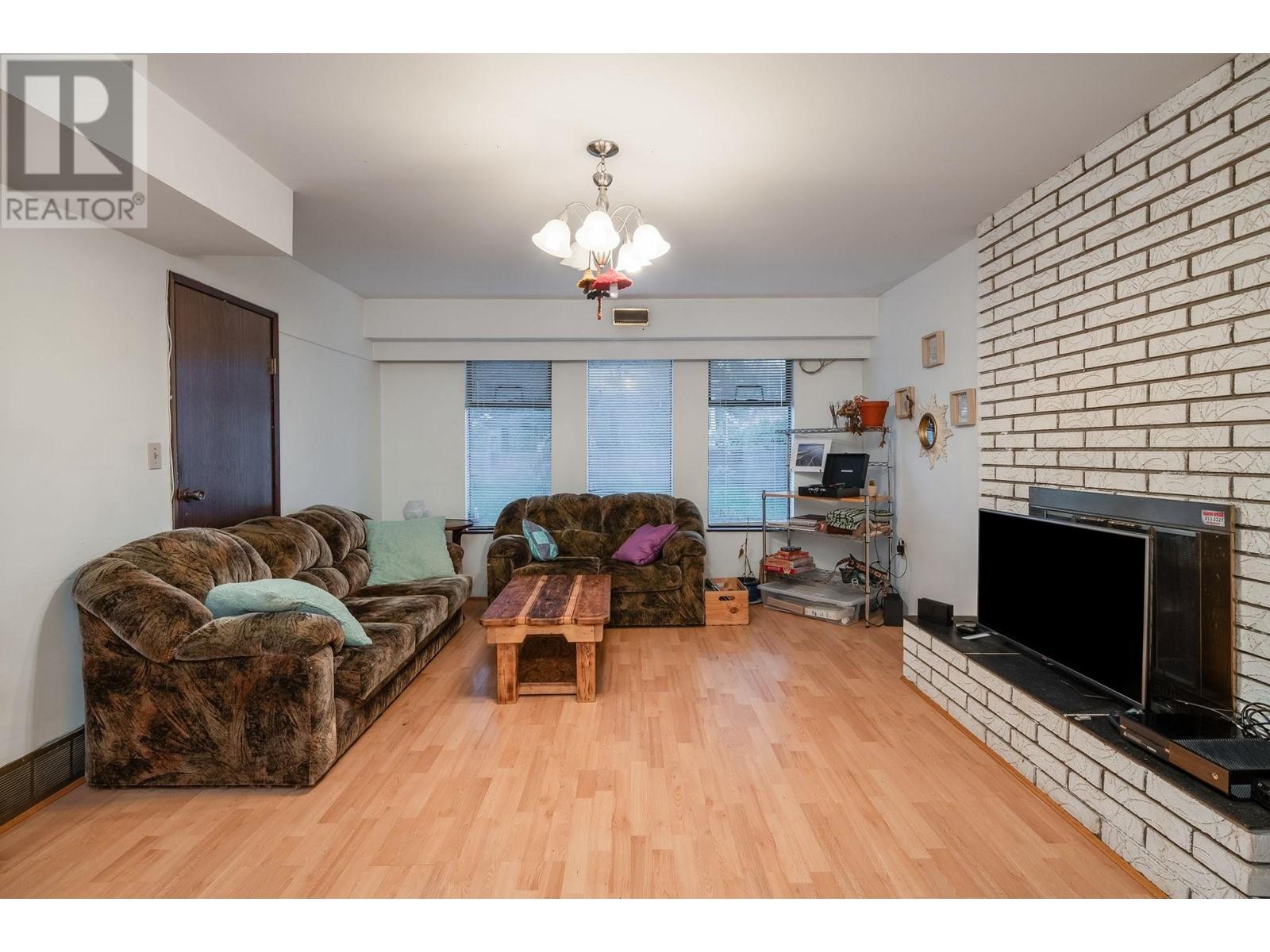 2165 E 41st Avenue, Vancouver, British Columbia  V5P 1L3 - Photo 25 - R2827337