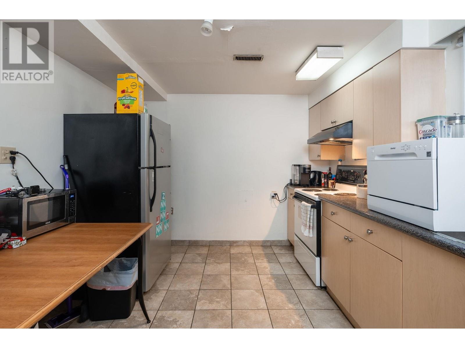 2165 E 41st Avenue, Vancouver, British Columbia  V5P 1L3 - Photo 27 - R2827337
