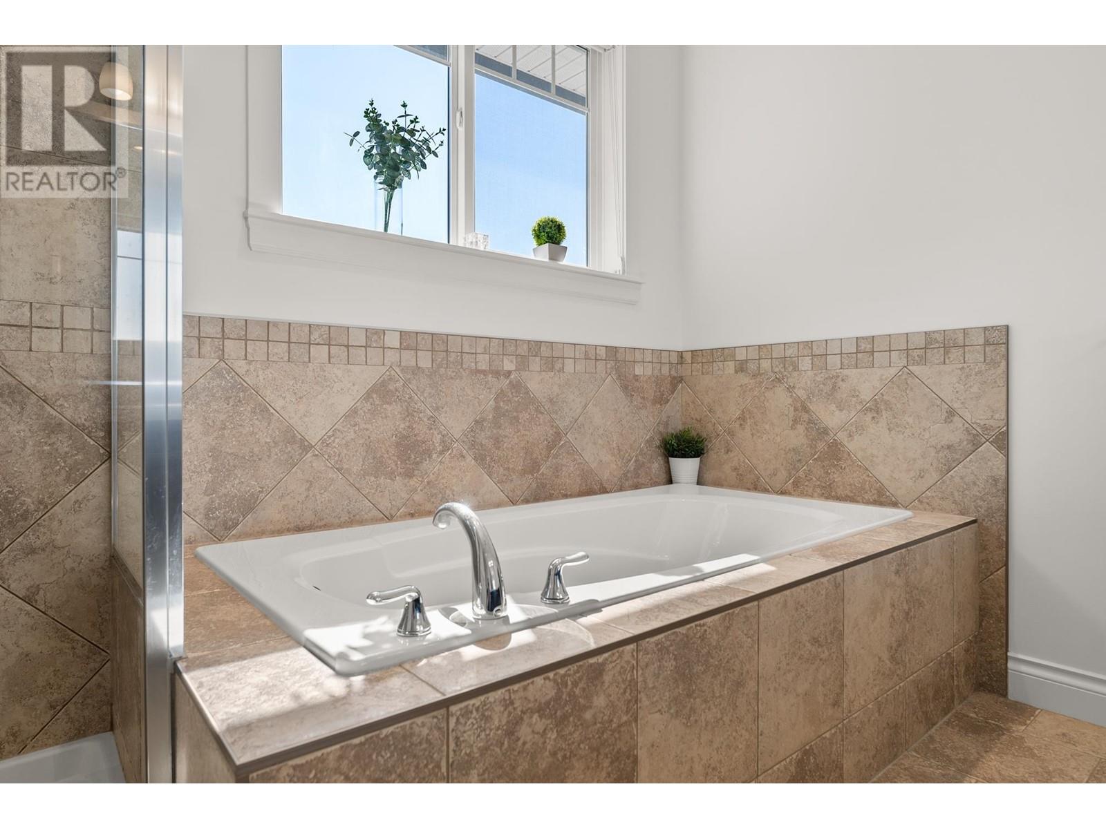 5 13511 240 Street, Maple Ridge, British Columbia  V4R 0A4 - Photo 18 - R2816499