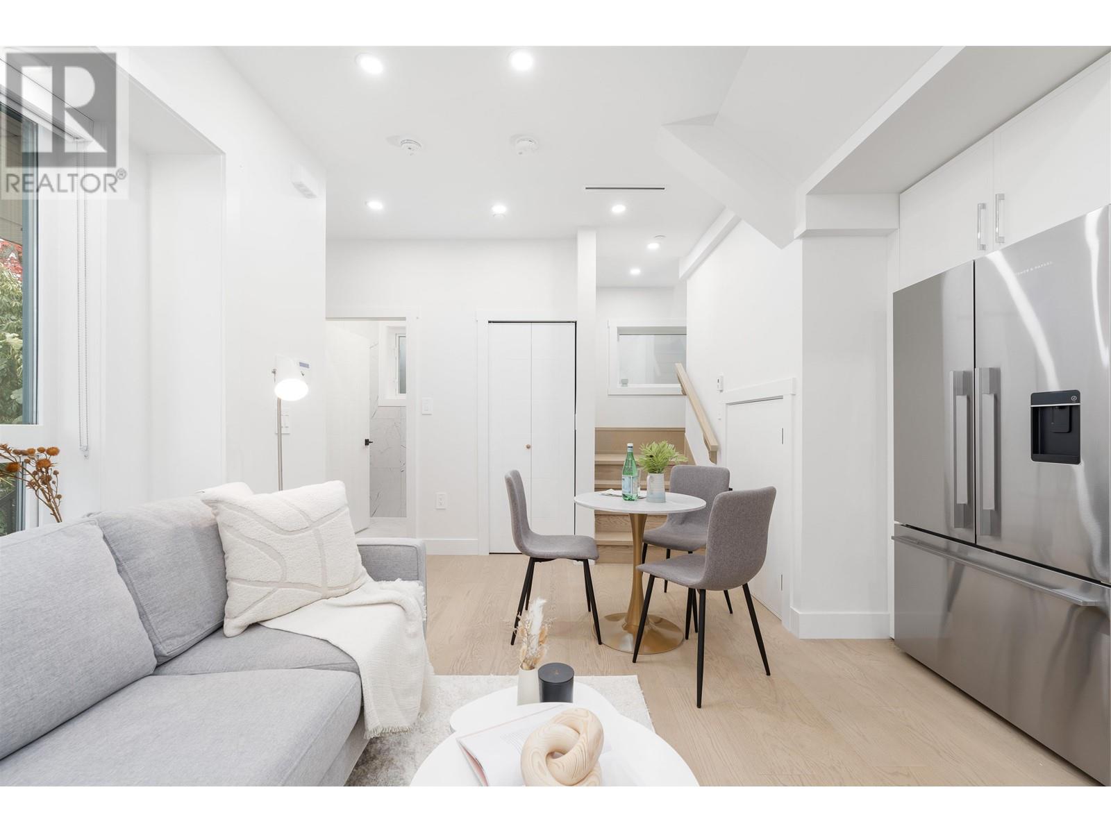 1318 E 49th Avenue, Vancouver, British Columbia  V5W 2J4 - Photo 11 - R2827438