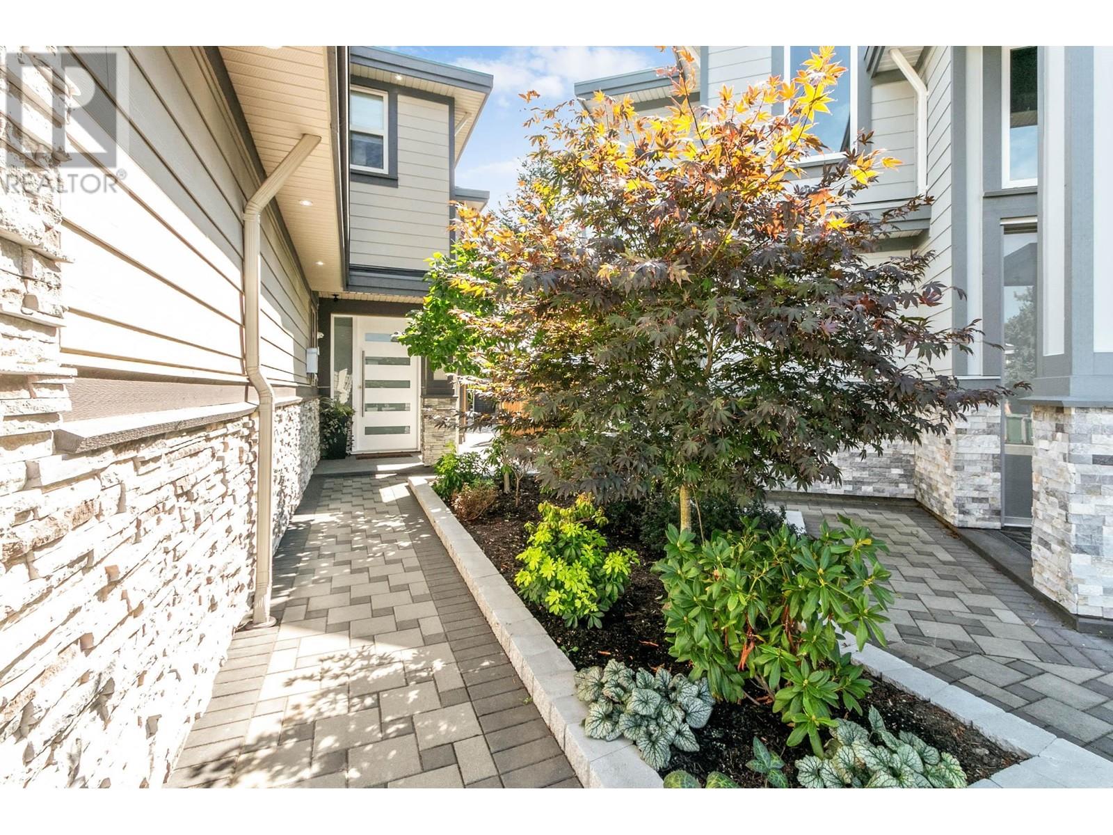 8386 Sierpina Place, Richmond, British Columbia  V7A 4N8 - Photo 3 - R2815858