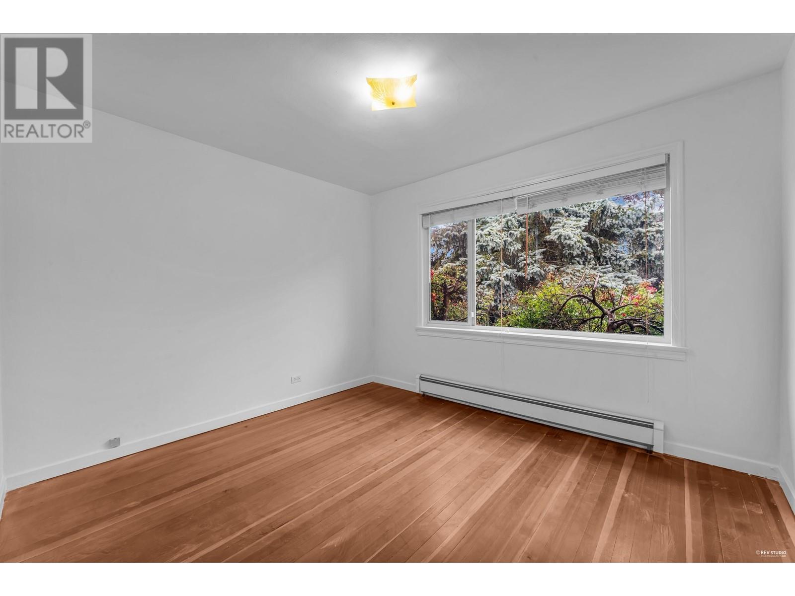5133 Bursill Street, Vancouver, British Columbia  V5R 3Z4 - Photo 8 - R2826744