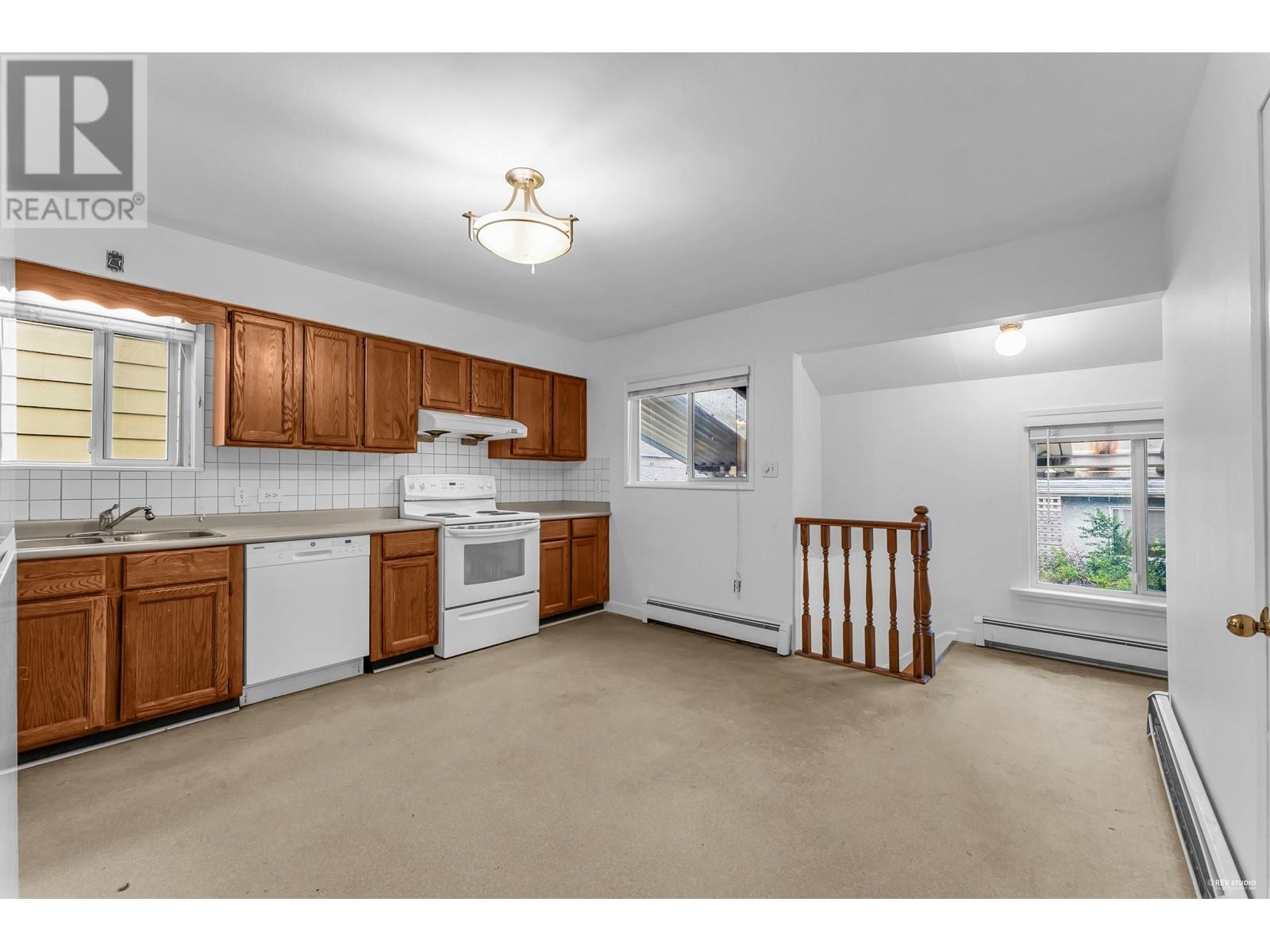 5133 Bursill Street, Vancouver, British Columbia  V5R 3Z4 - Photo 10 - R2826744