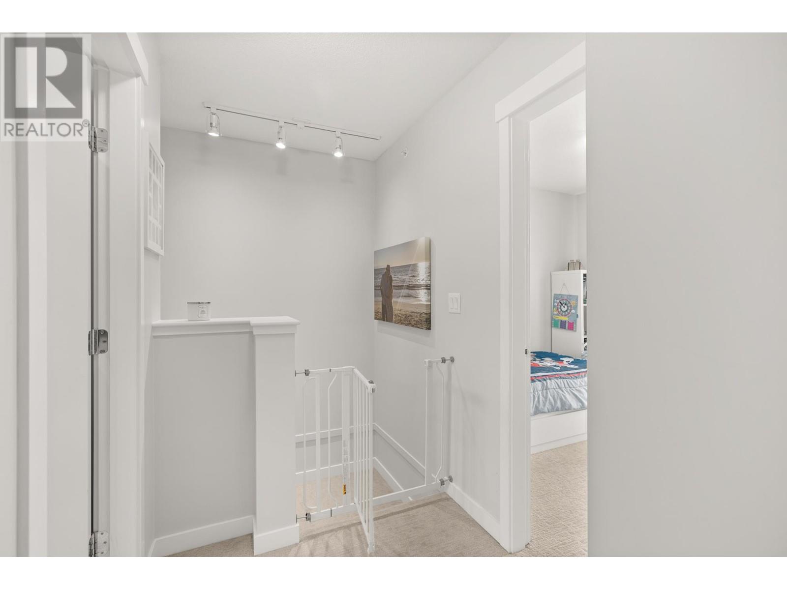 1704 11295 Pazarena Place, Maple Ridge, British Columbia  V2X 4K9 - Photo 19 - R2813536