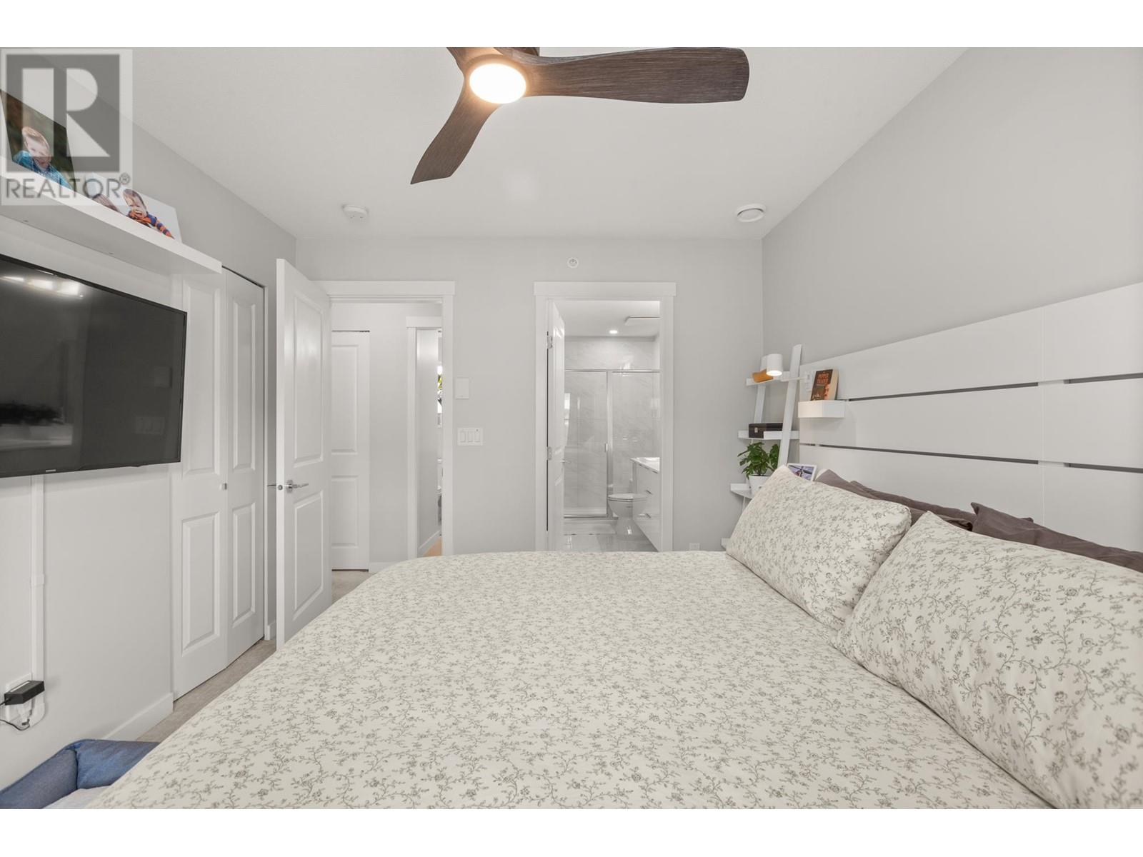 1704 11295 Pazarena Place, Maple Ridge, British Columbia  V2X 4K9 - Photo 28 - R2813536