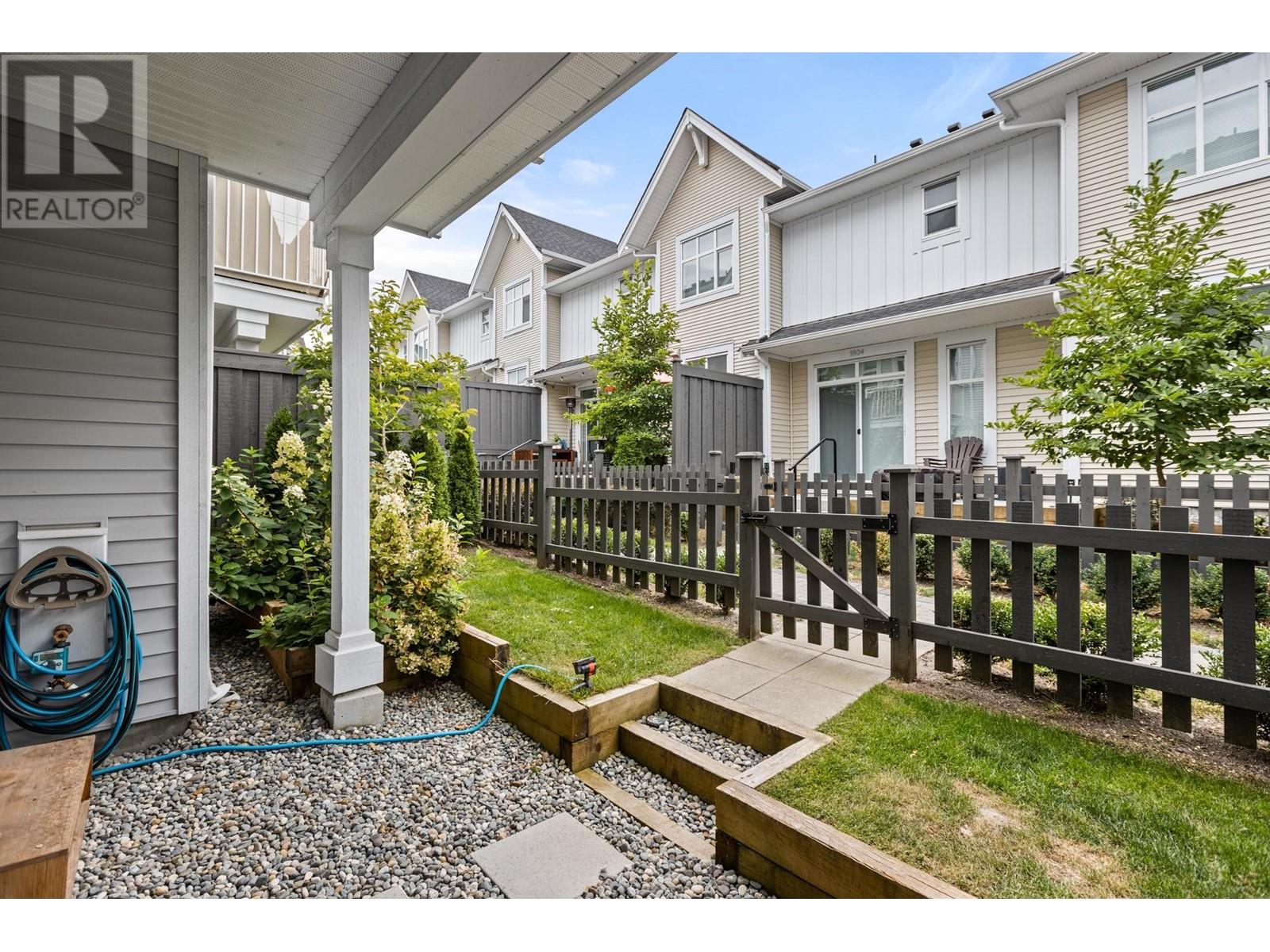 1704 11295 Pazarena Place, Maple Ridge, British Columbia  V2X 4K9 - Photo 39 - R2813536