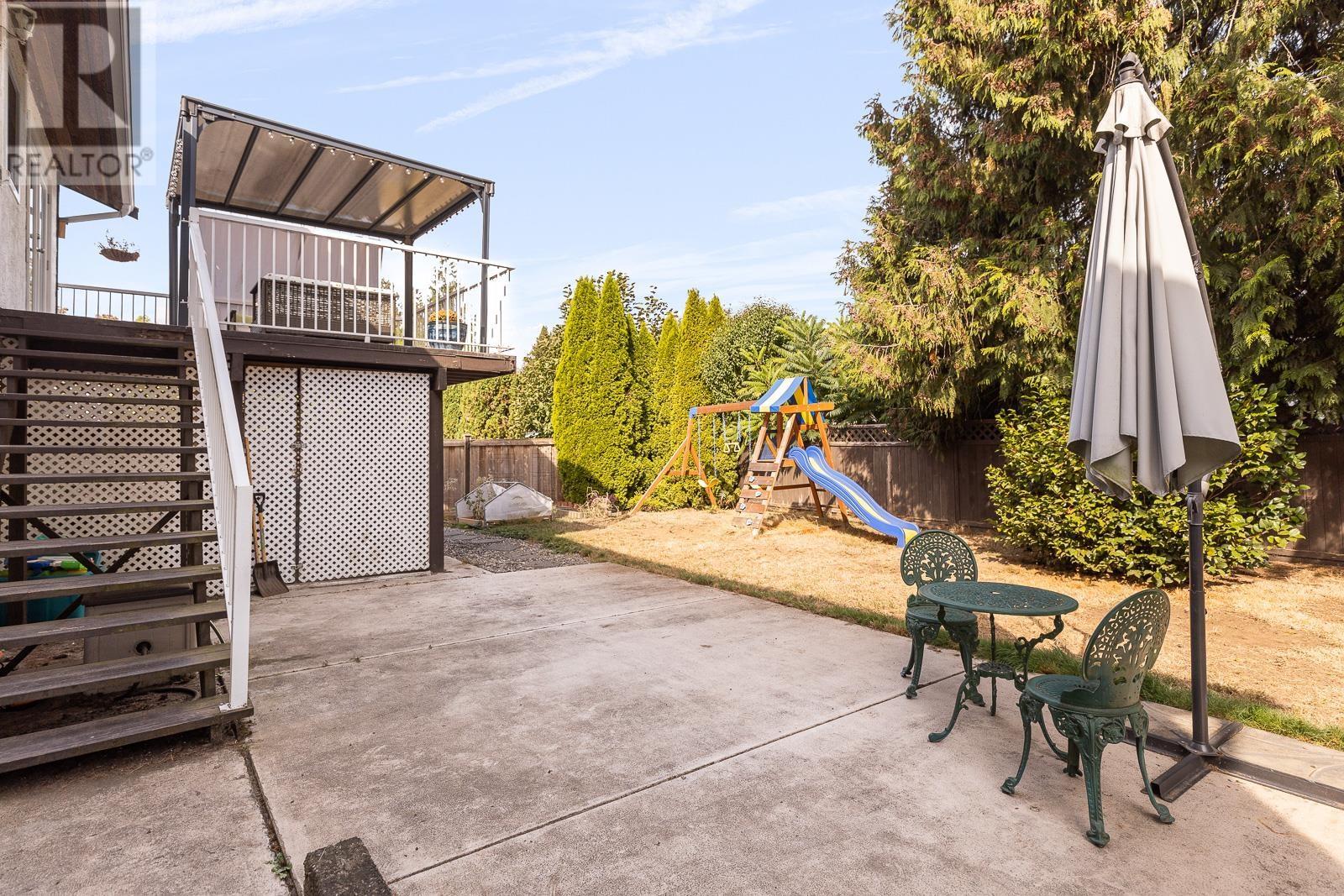 19359 121a Avenue, Pitt Meadows, British Columbia  V3Y 1J1 - Photo 35 - R2823791