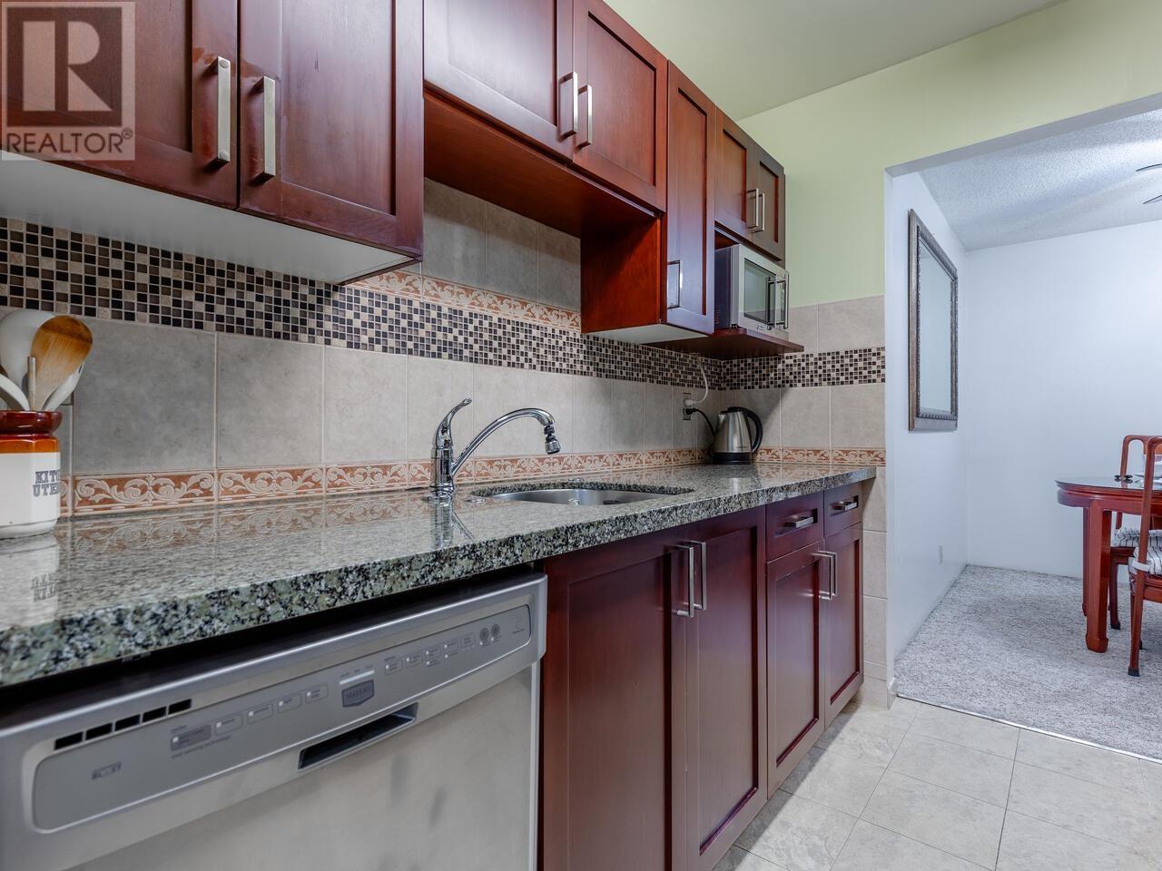 212 8400 Lansdowne Road, Richmond, British Columbia  V6X 3G3 - Photo 16 - R2827571