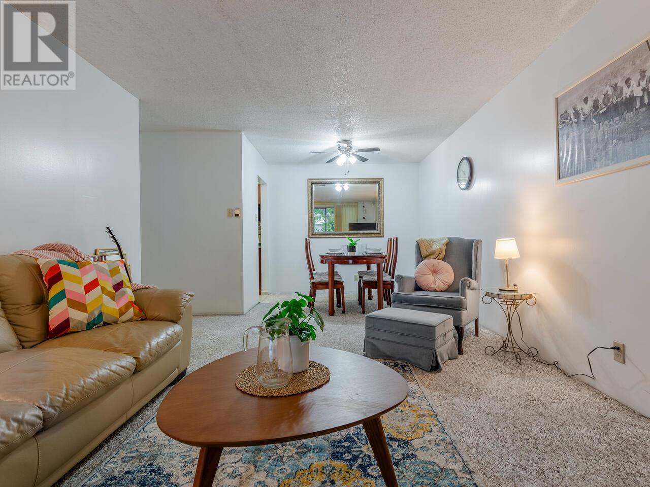212 8400 Lansdowne Road, Richmond, British Columbia  V6X 3G3 - Photo 4 - R2827571