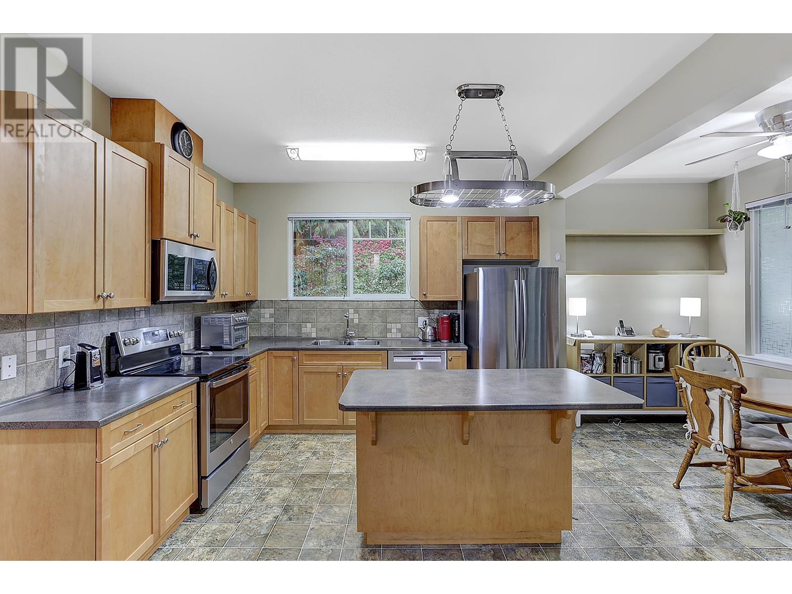 21 23233 Kanaka Way, Maple Ridge, British Columbia  V2W 2B7 - Photo 11 - R2827596